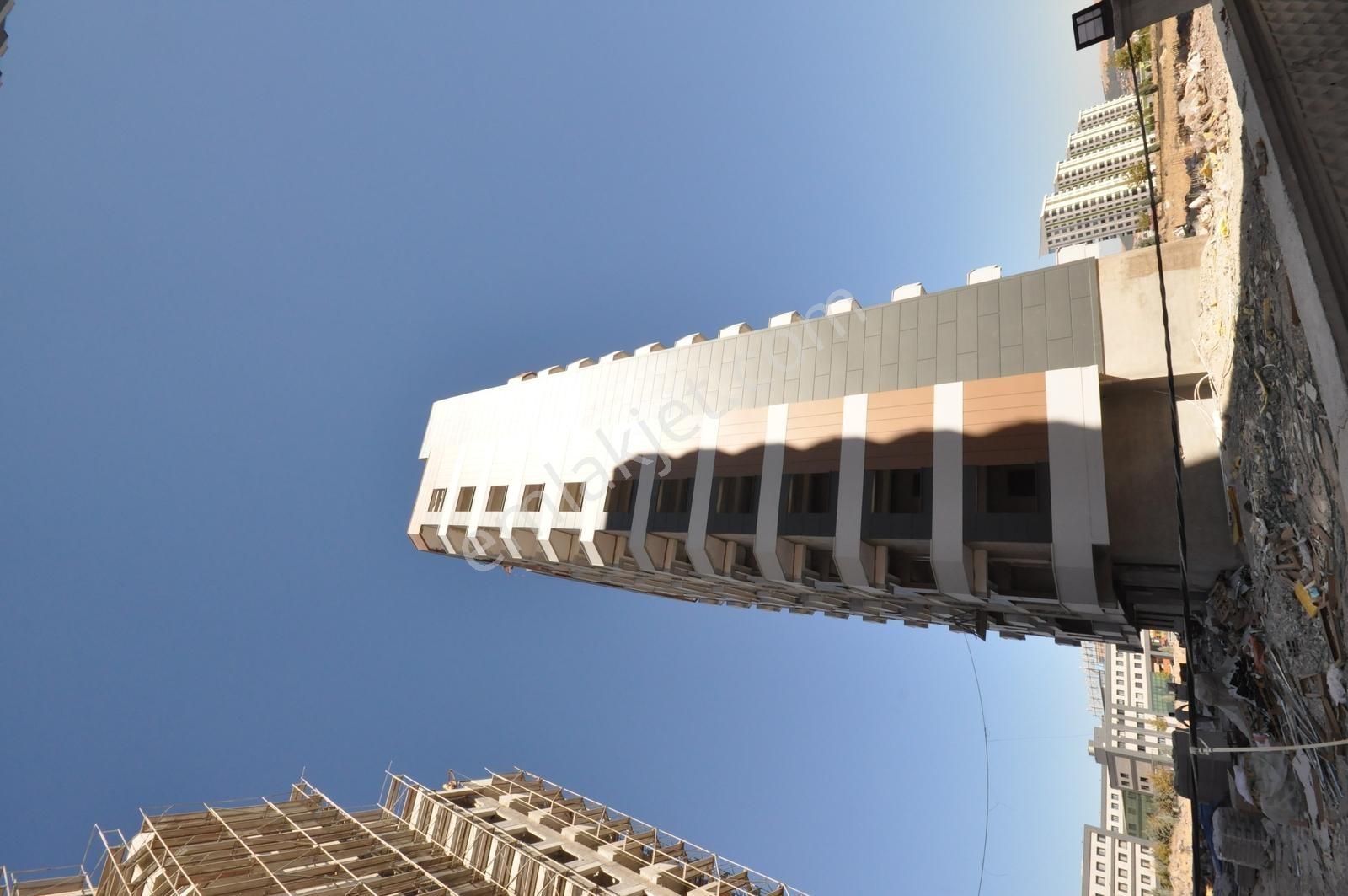 Coldwell Banker'dan Seyrantepede Kredi Kartı Seçecegiyle 1+1 - Görsel 14