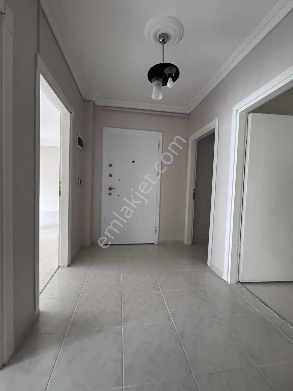 Çekmeköy Merkez Mh Kiralık Geniş Yeni Bina 2+1 Daire - Görsel 16