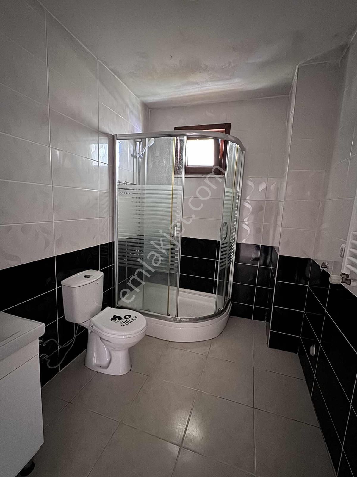 Çekmeköy Merkez Mh Kiralık Geniş Yeni Bina 2+1 Daire - Görsel 19