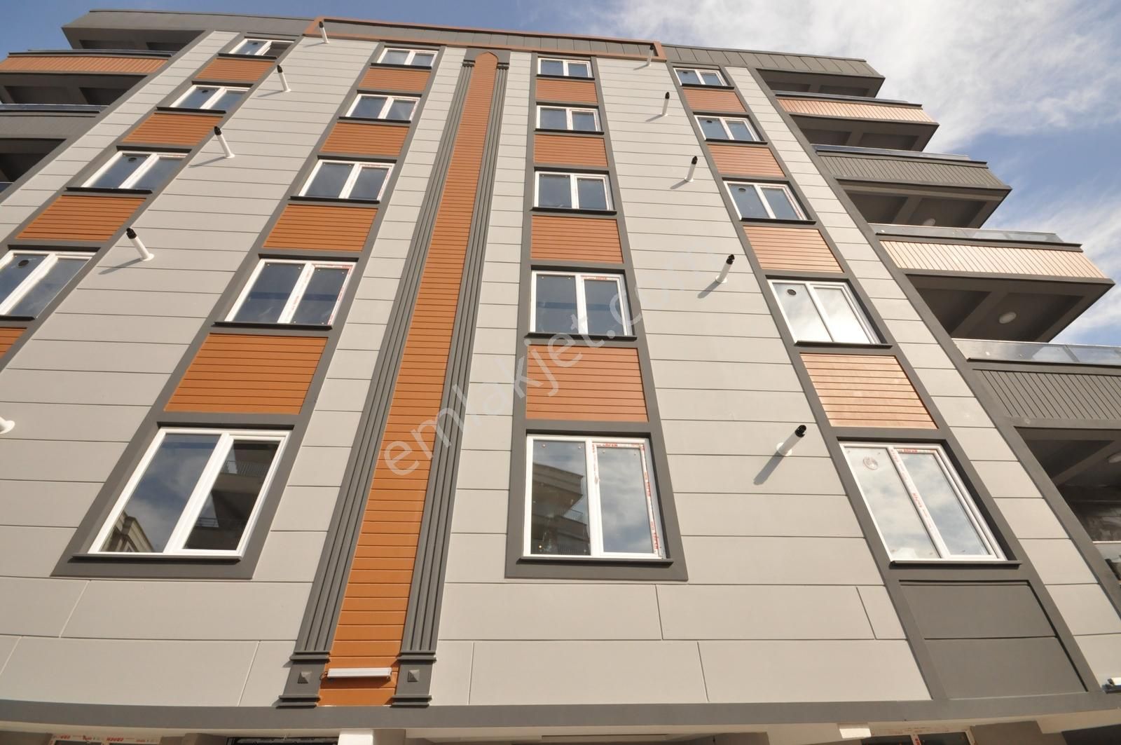 Coldwell Banker'den Merkezi Lokasyon Kiralık 3+1 0 Daire - Görsel 14