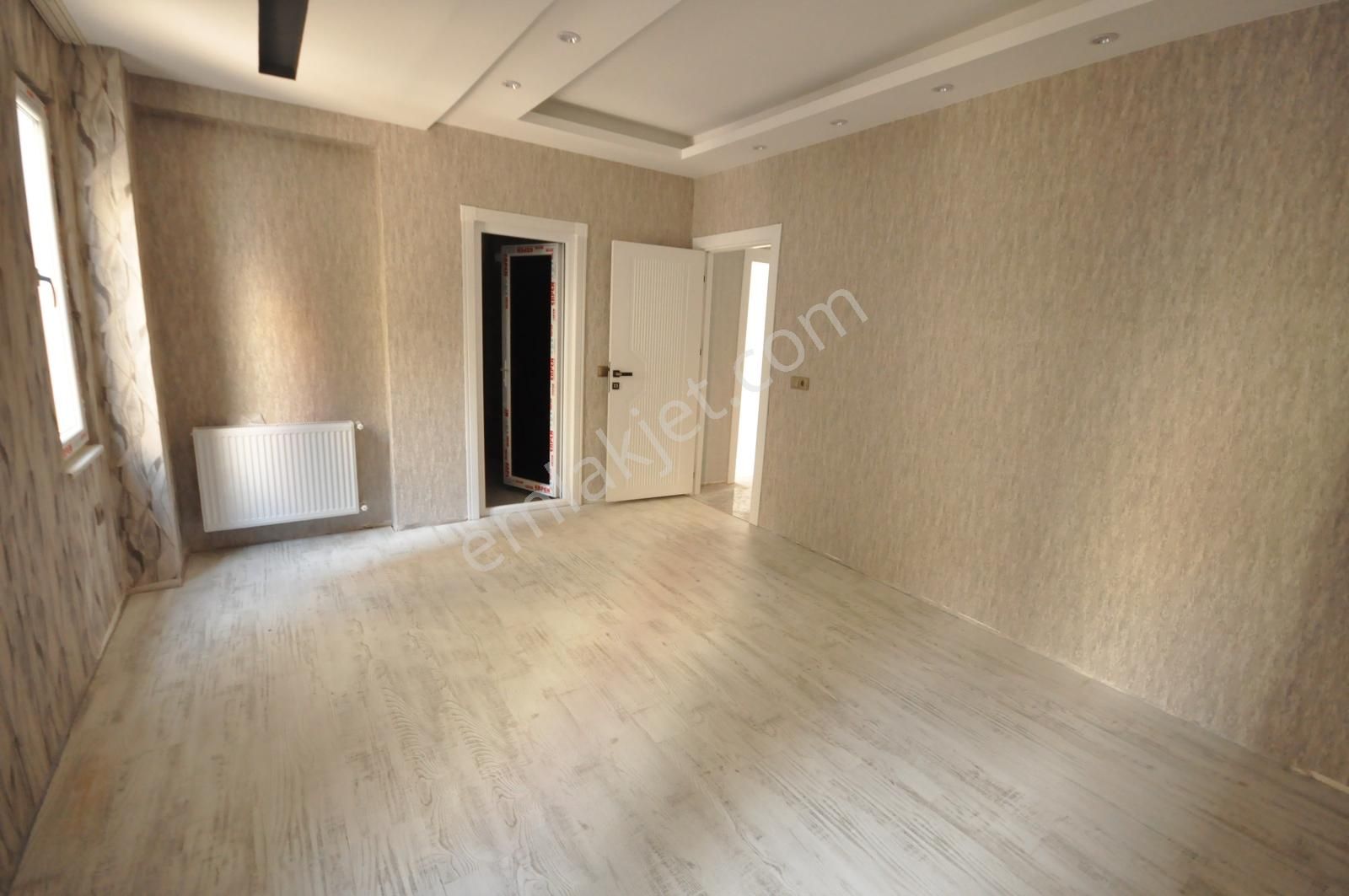 Coldwell Banker'den Merkezi Lokasyon Kiralık 3+1 0 Daire - Görsel 31