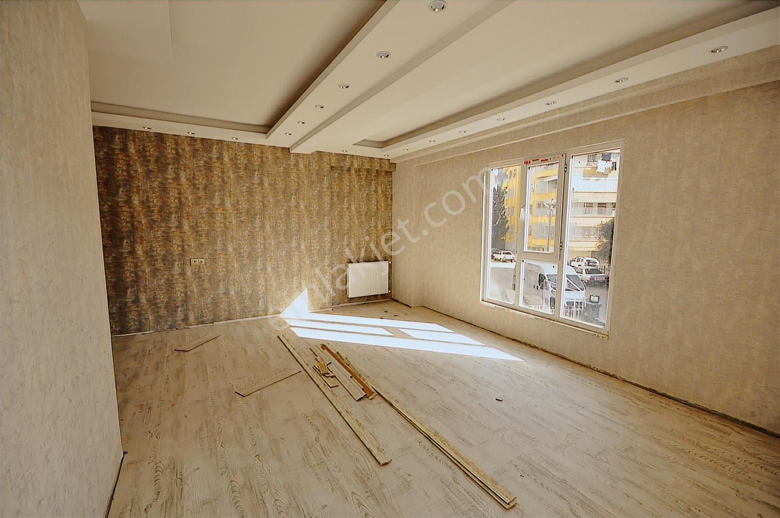 Coldwell Banker'den Merkezi Lokasyon Kiralık 3+1 0 Daire - Görsel 11