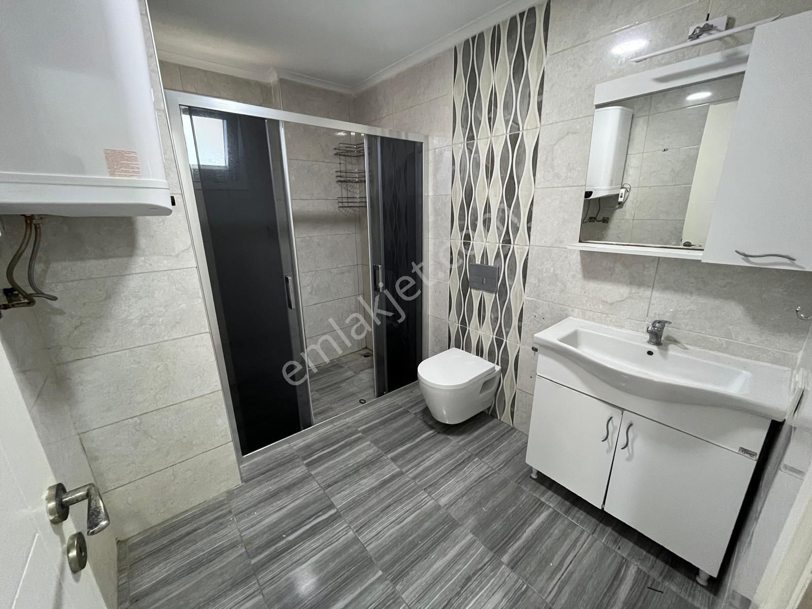 Yakaköyde 3+1 Bahçe Katı Eşyasız Kiralık Daire - Görsel 14