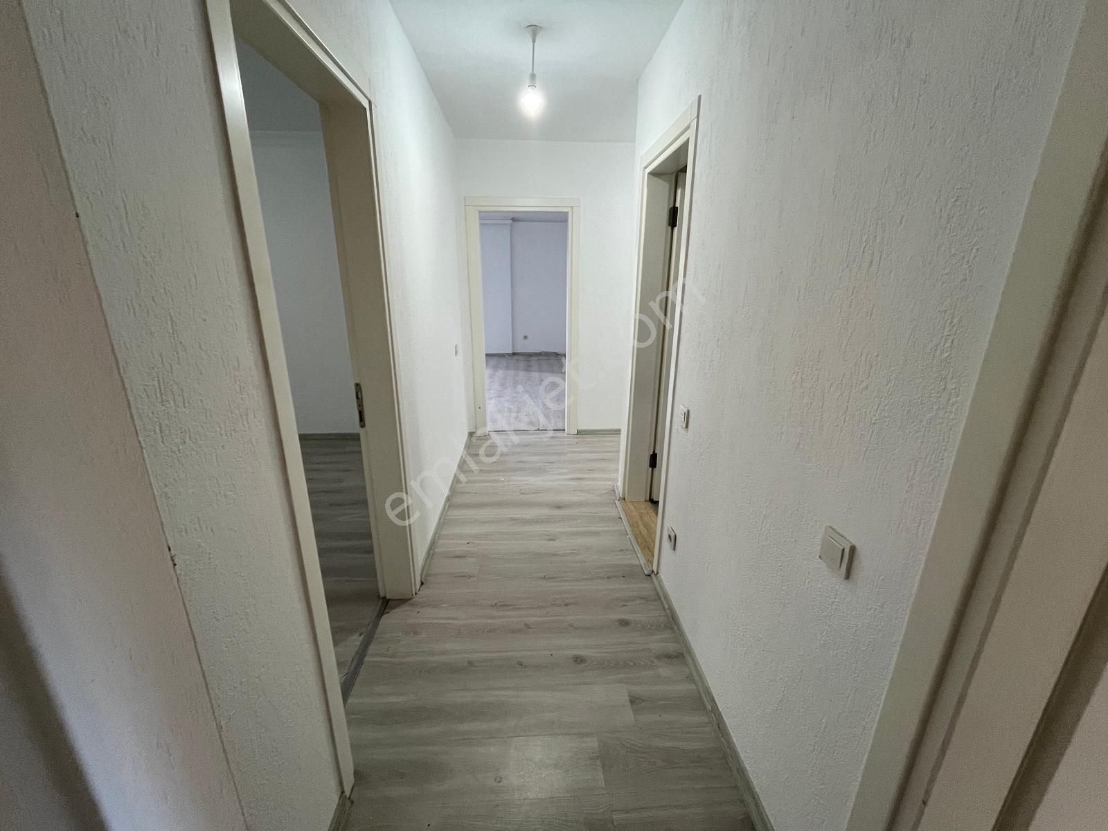 Yakaköyde 3+1 Bahçe Katı Eşyasız Kiralık Daire - Görsel 28