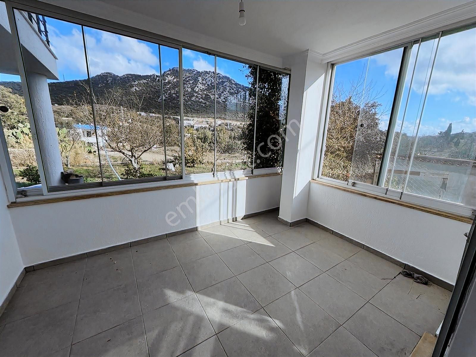 Yakaköyde 3+1 Bahçe Katı Eşyasız Kiralık Daire - Görsel 21