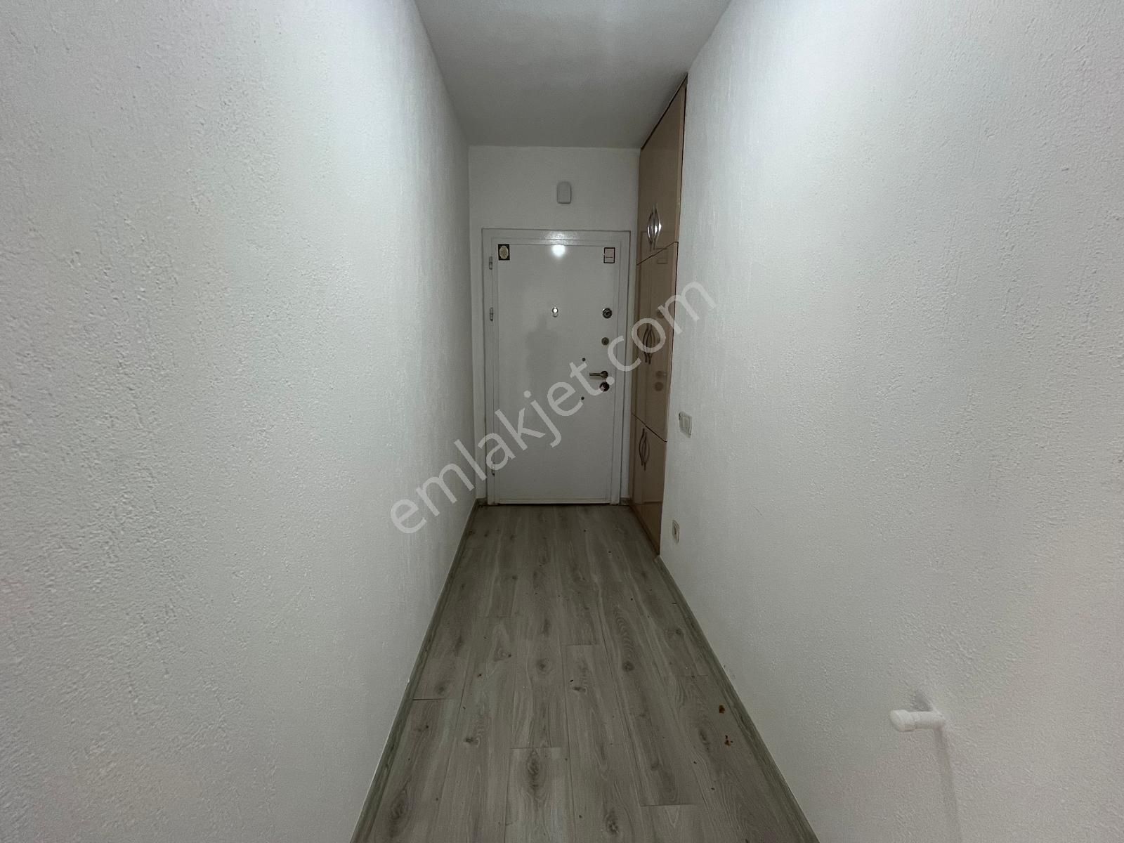 Yakaköyde 3+1 Bahçe Katı Eşyasız Kiralık Daire - Görsel 4