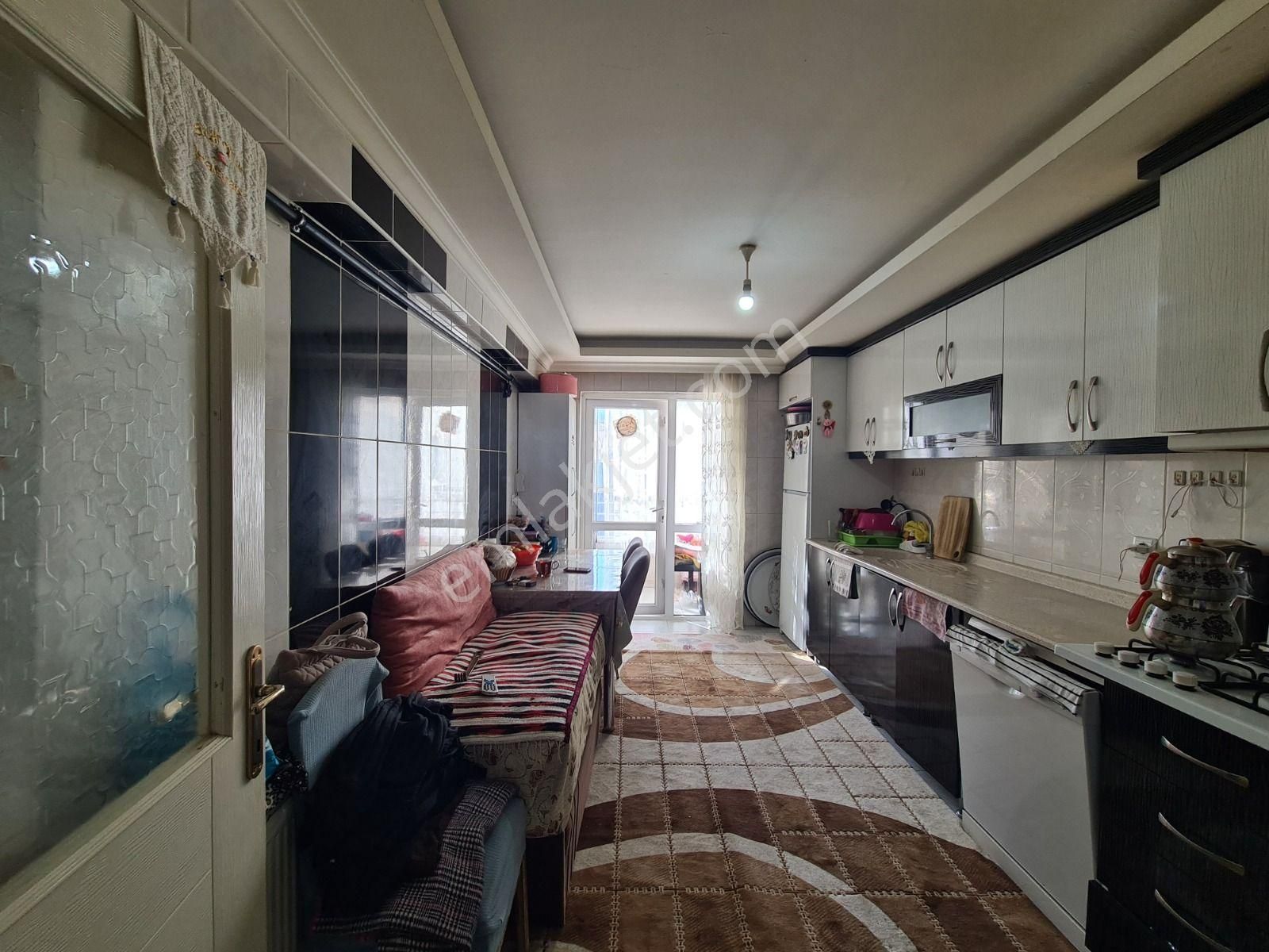 Yükseltepe'de Kat Konumlu Asansörlü Güney Cephe 3+1 Daire - Görsel 2