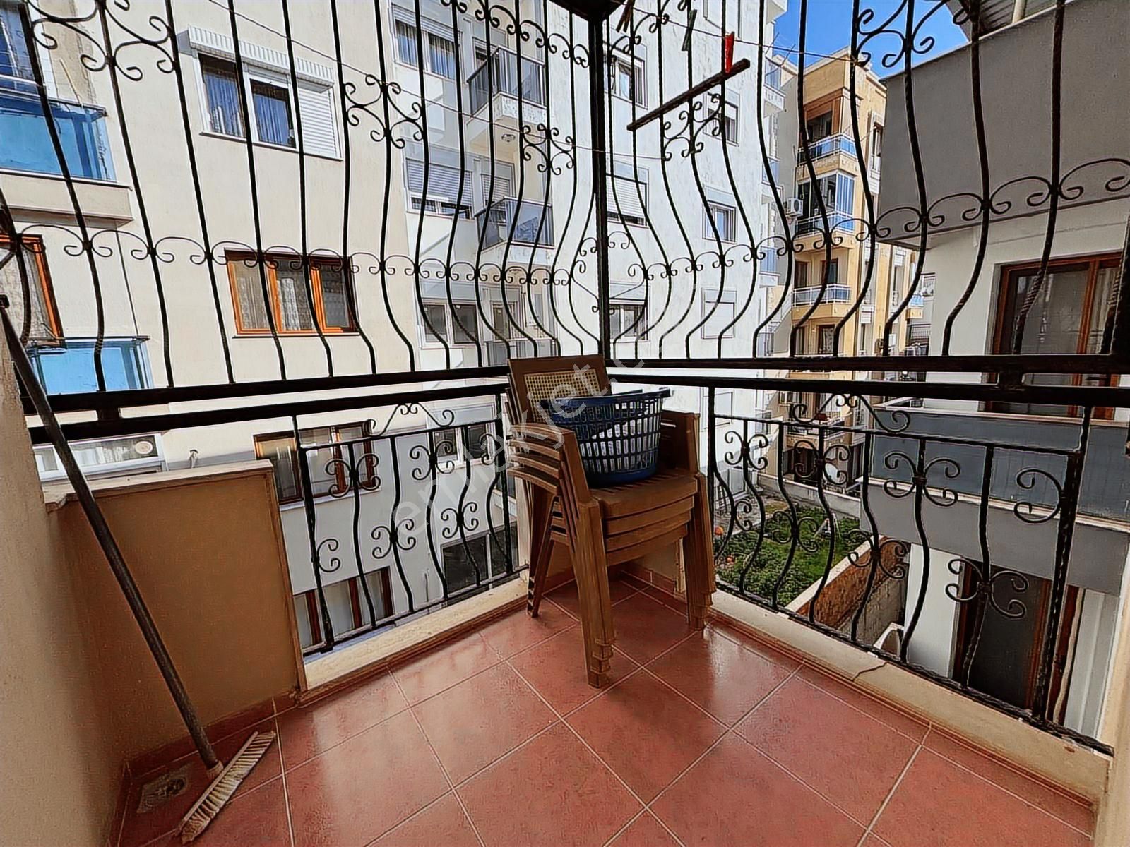 İzmir Çiğli Küçük Çiğli Mh. Geniş 135 M² 3+1 Satılık Daire Cb Ph - Görsel 24