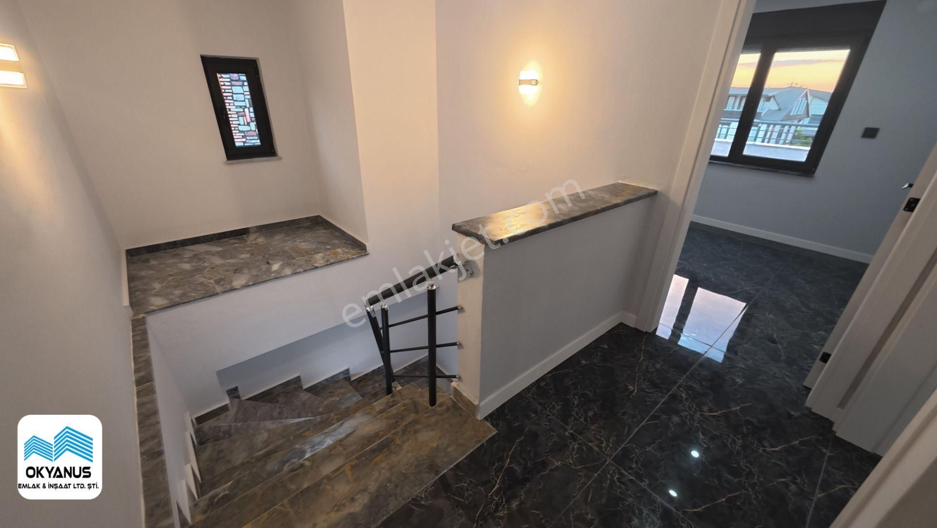 Sakarya Kocaali De Havuzlu Zarif Ve Şık 4+1 Villa - Görsel 23