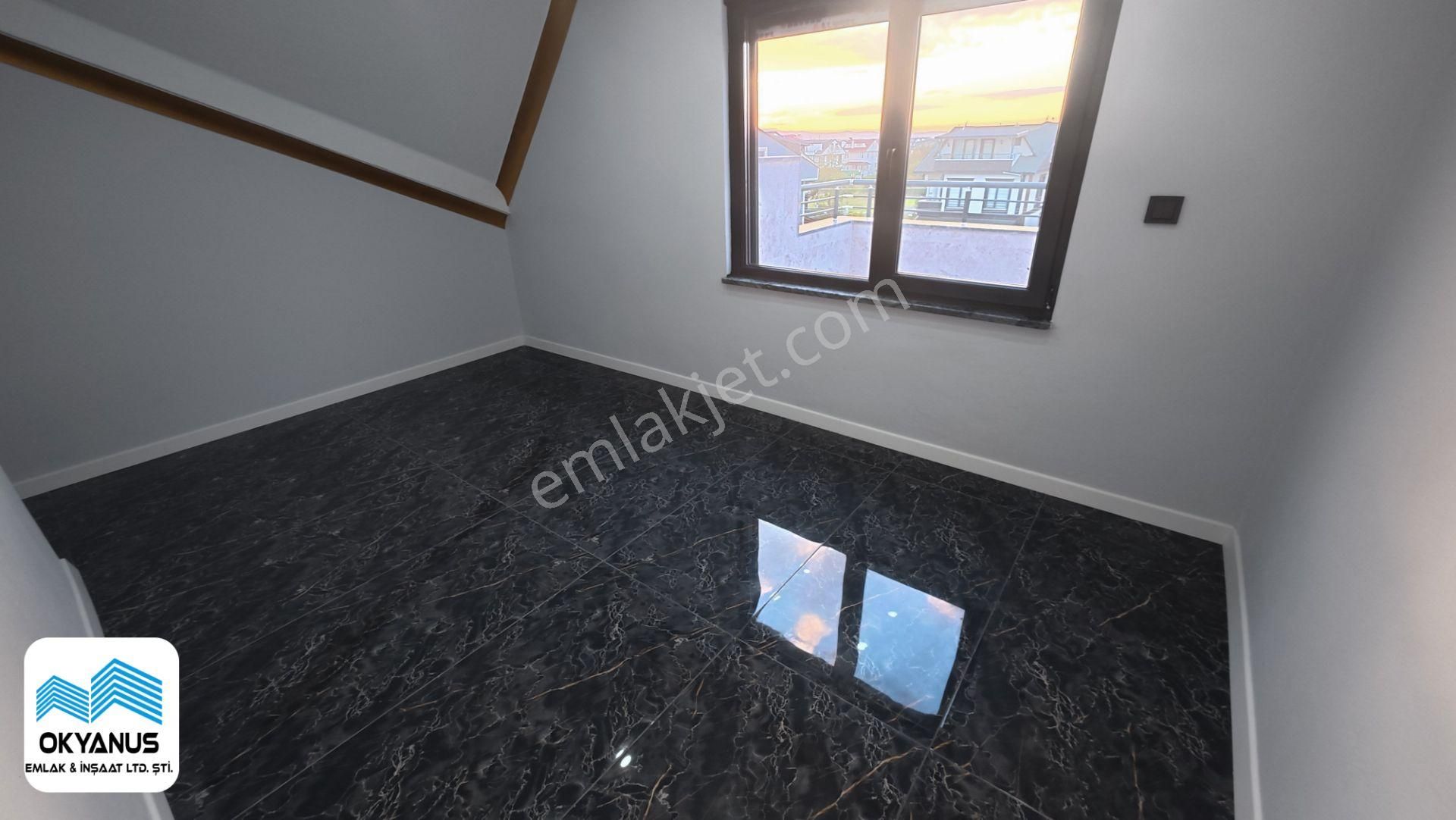 Sakarya Kocaali De Havuzlu Zarif Ve Şık 4+1 Villa - Görsel 25