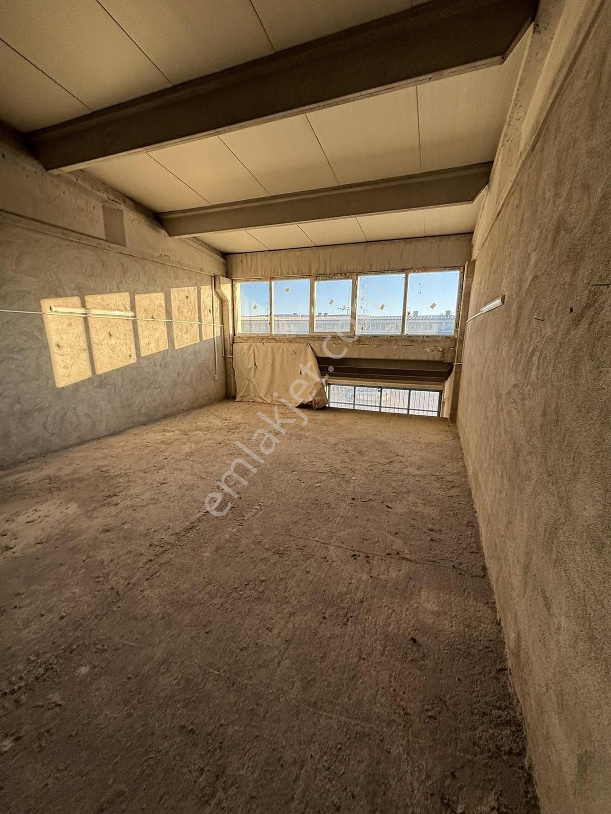 Krc İnşaattan Yunusemre Kobide Satılık Dükkan - Görsel 7