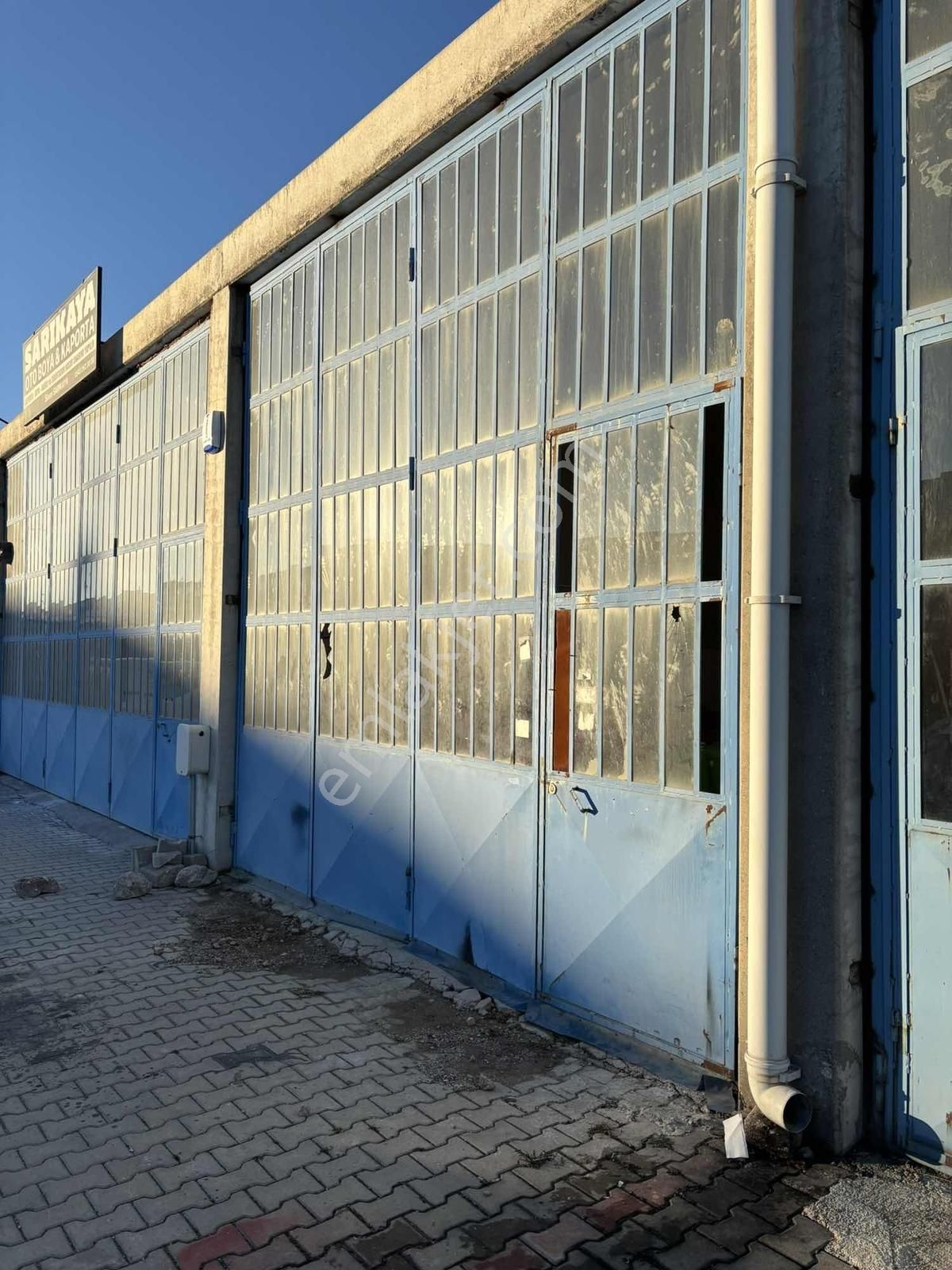 Krc İnşaattan Yunusemre Kobide Satılık Dükkan - Görsel 12