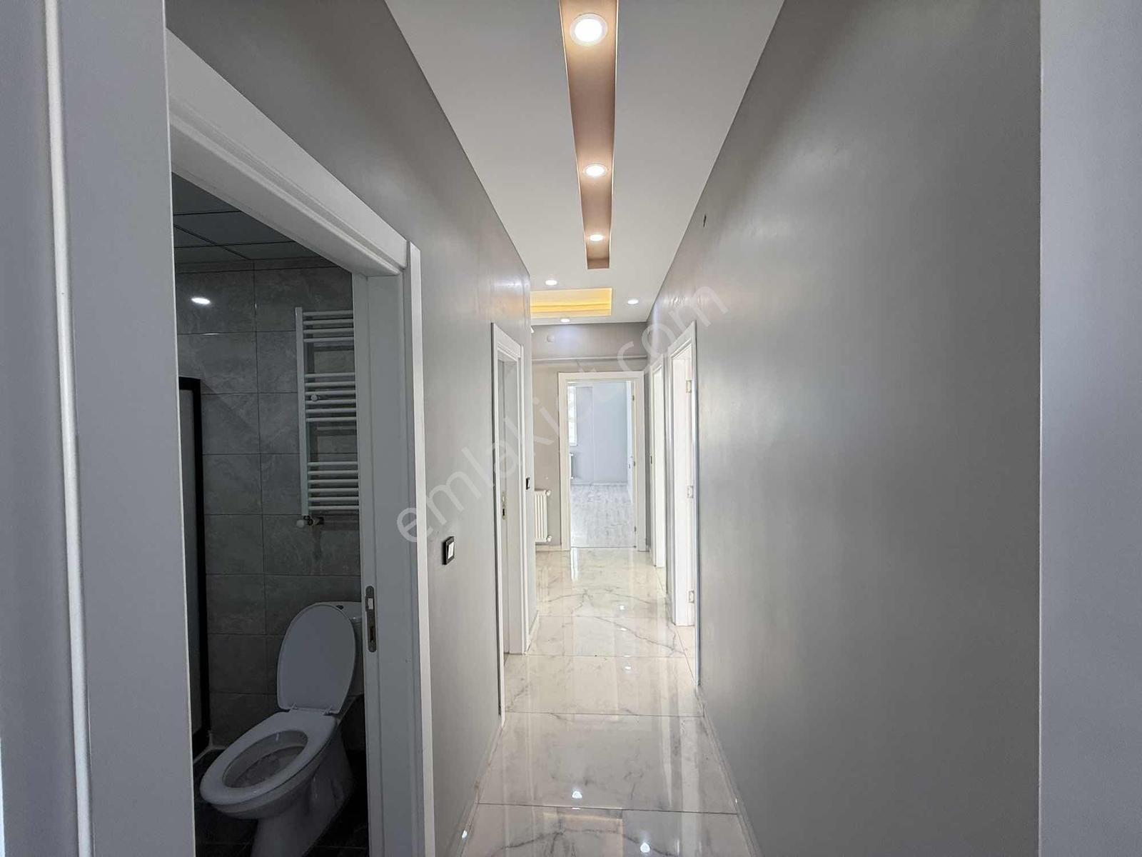 Atakent'te Kiralık 2+1 Geniş Daire - Görsel 14
