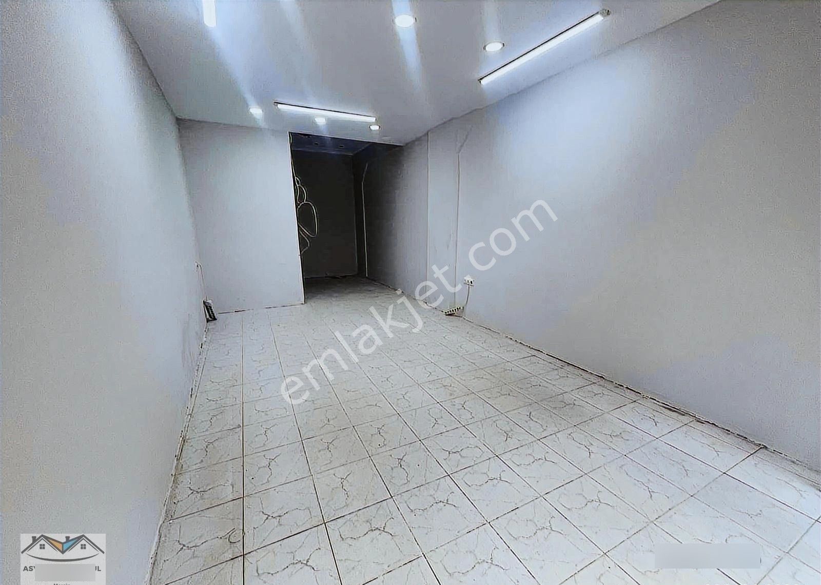 Zeytinli Bahçe Caddesi Üzeri Satılık Dükkan 35 M2 Fiyat Düştü!! - Görsel 3