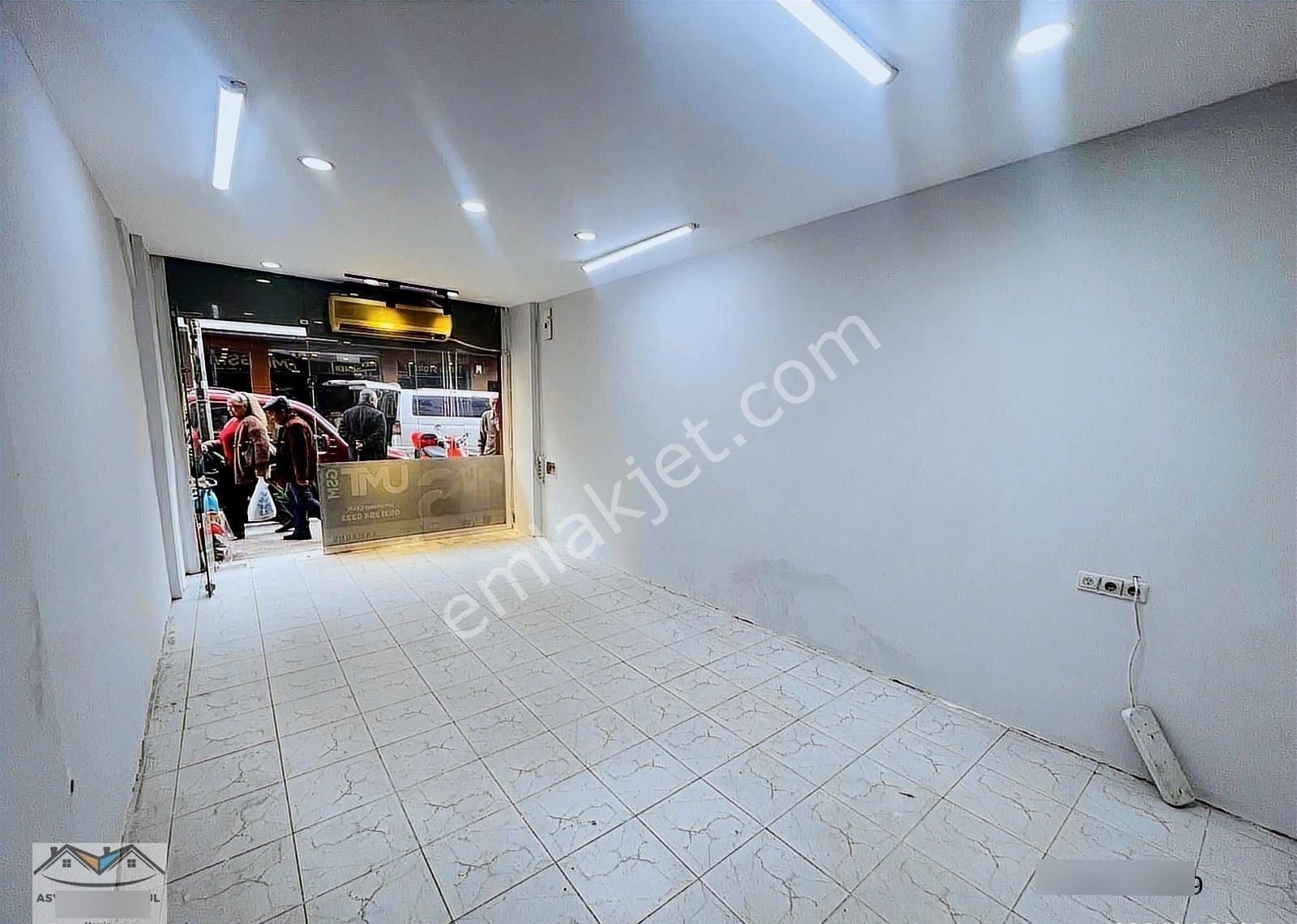 Zeytinli Bahçe Caddesi Üzeri Satılık Dükkan 35 M2 Fiyat Düştü!! - Görsel 4