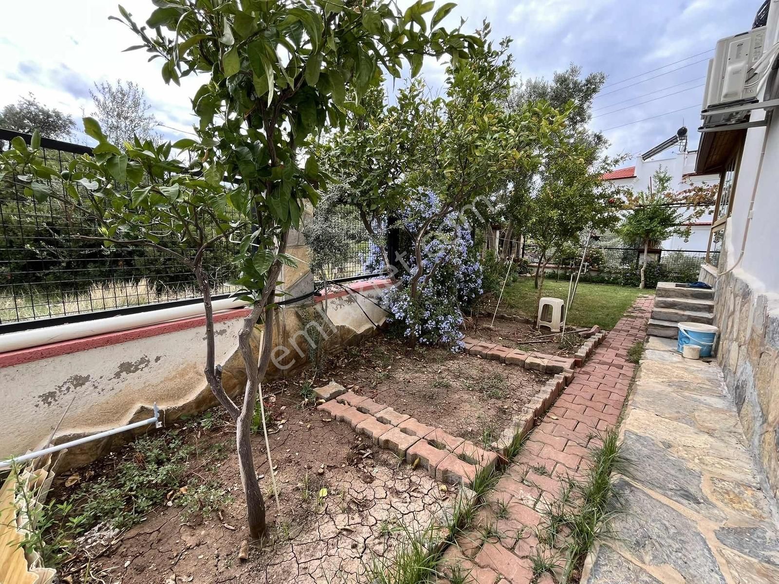 Didim Akbük'te Denize 350metre Köşe Konumda 4+1 Villa - Görsel 5