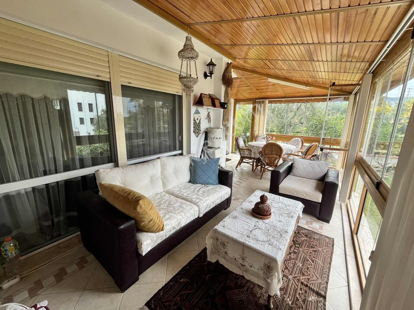 Didim Akbük'te Denize 350metre Köşe Konumda 4+1 Villa - Görsel 17