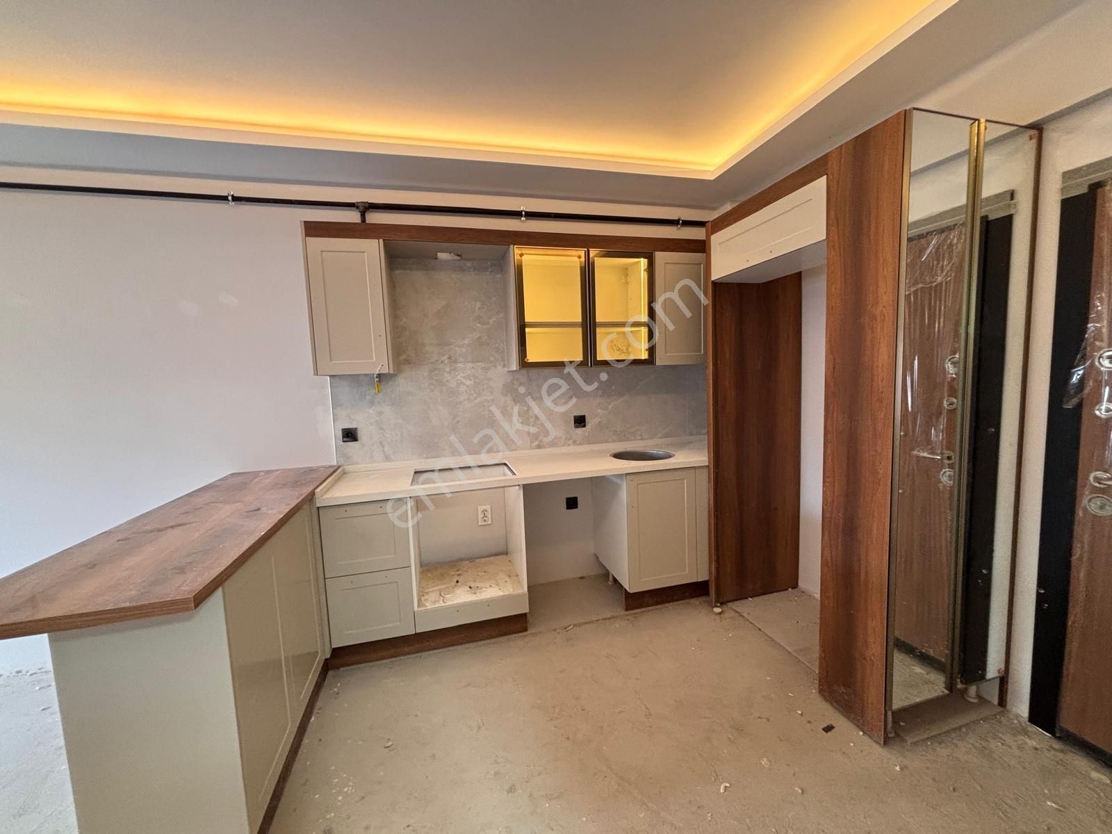 İzmir Menemen Seyrek Havuzlu Güvenlikli 1+1 Satılık Daire Cb Ph - Görsel 8