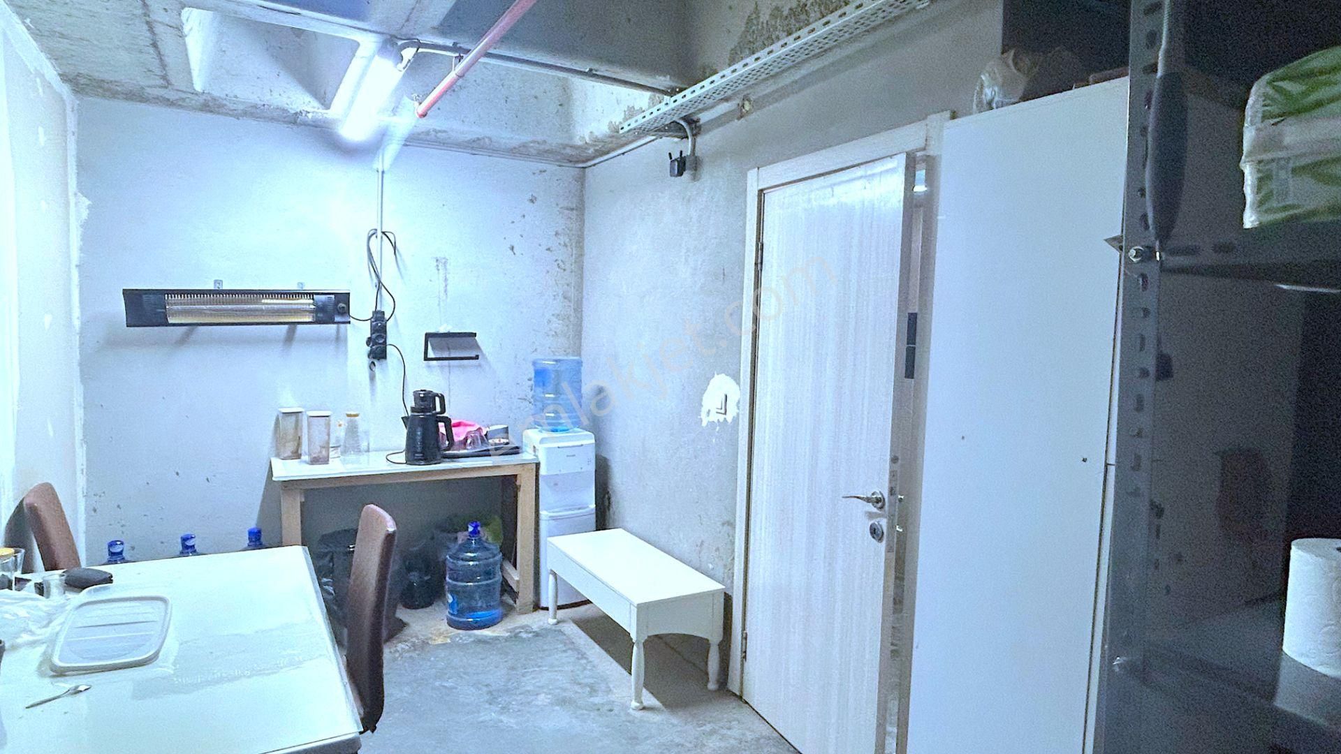 Beylikdüzü Yakuplu 3.matbaacılar Düz Giriş Satılık İşyeri 2 Tapu - Görsel 4