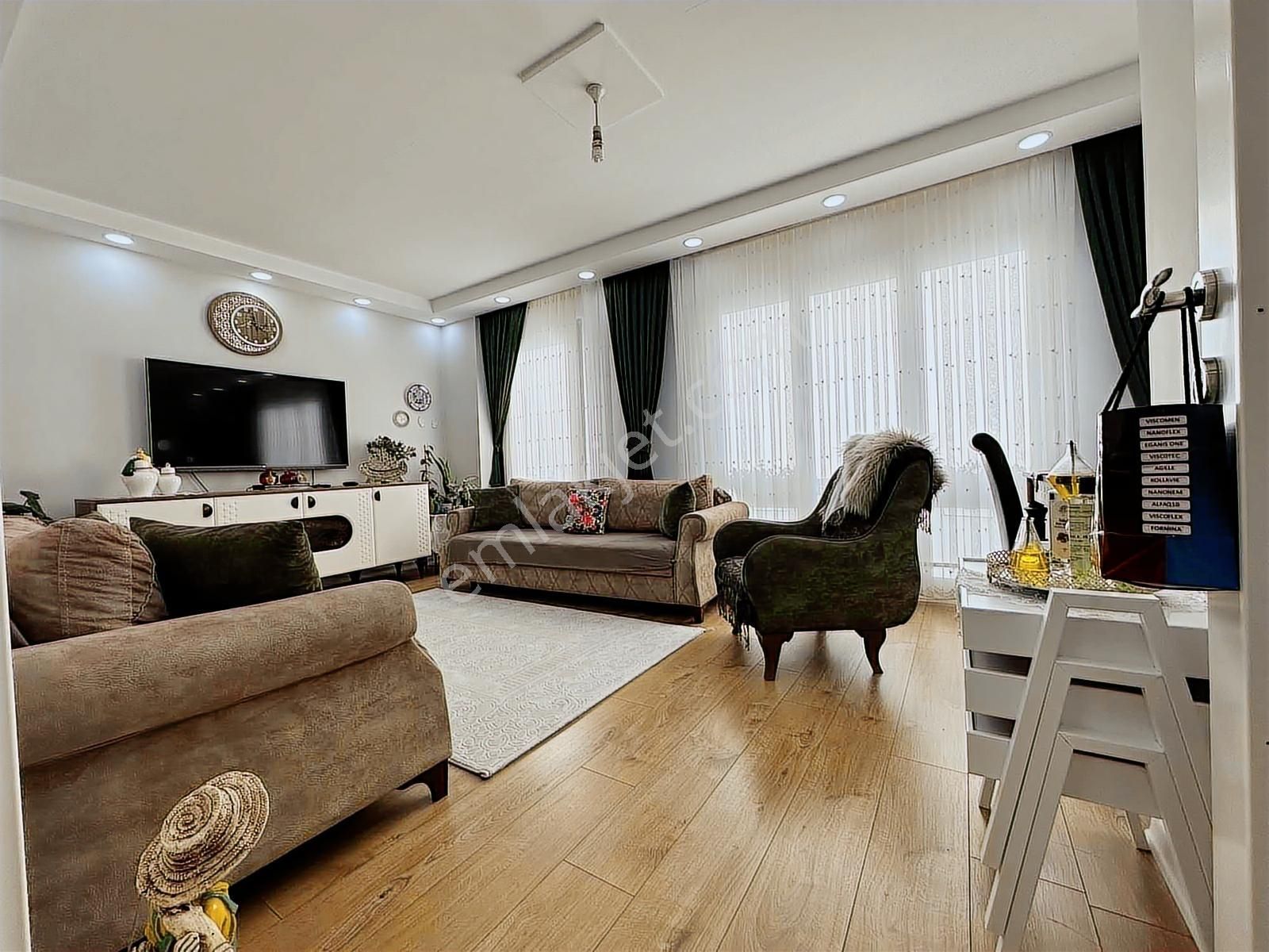 Ümraniye İnkılap Mah.2+1 Araştırma Hast. Komşu Kusursuz Satılık