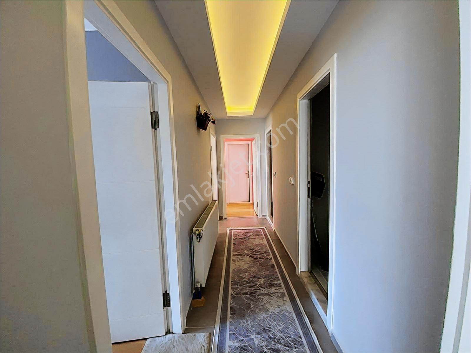 Dere Gayrimenkulden Muhteşem Konumda Satılık Geniş 3+1 Daire - Görsel 35