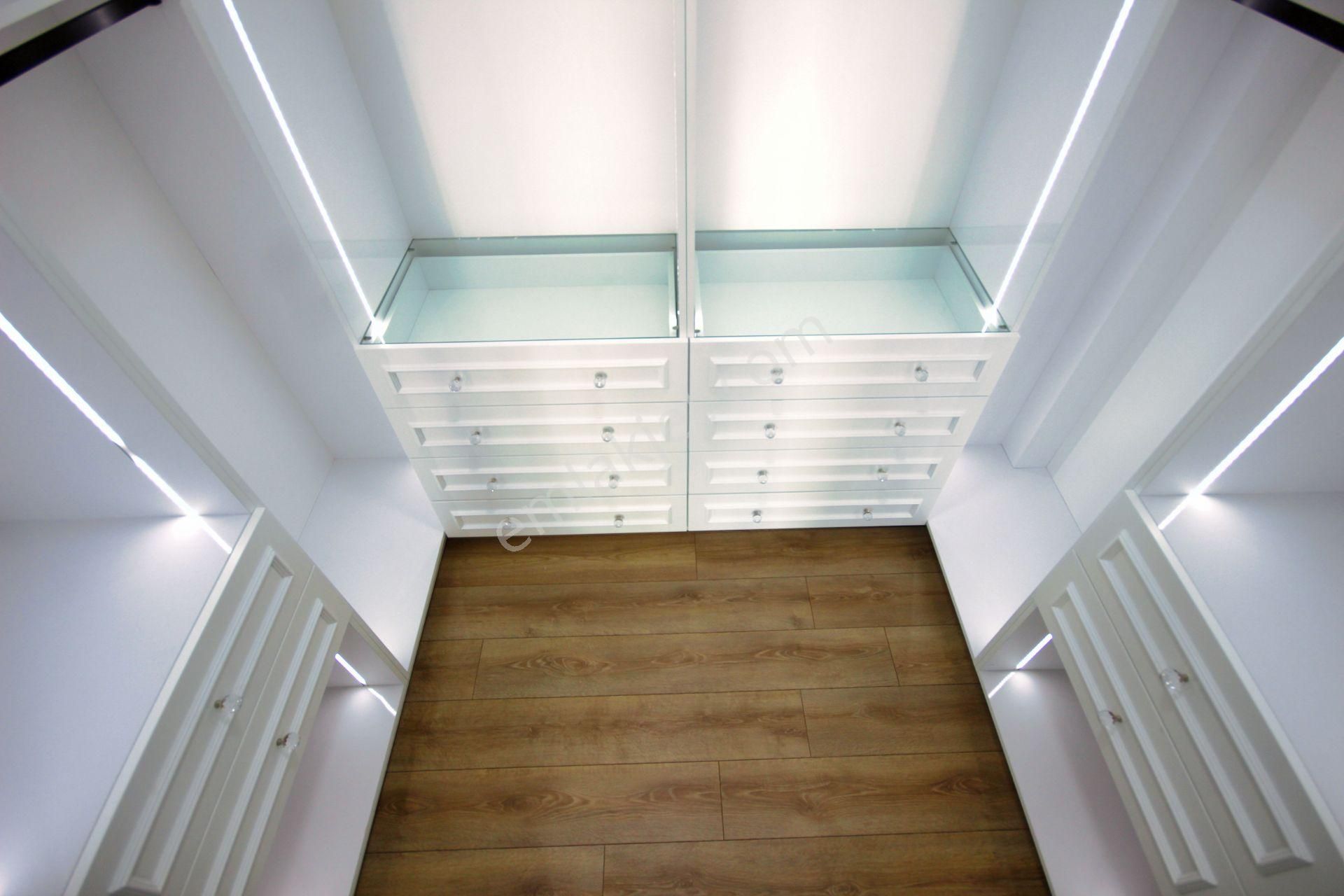 🛑🛑aktiften Sarıkız'da Modern Mimarinin Eşsiz Çizgiler İle Buluştuğu Çift Mutfaklı 5+1 Villa - Görsel 15