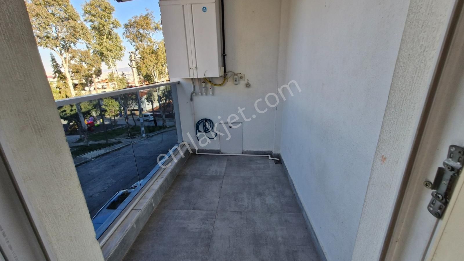 İzmir Buca Dumlupınar İnönü Mh. Satılık 2+1 84m² Daire Cb Ph - Görsel 13