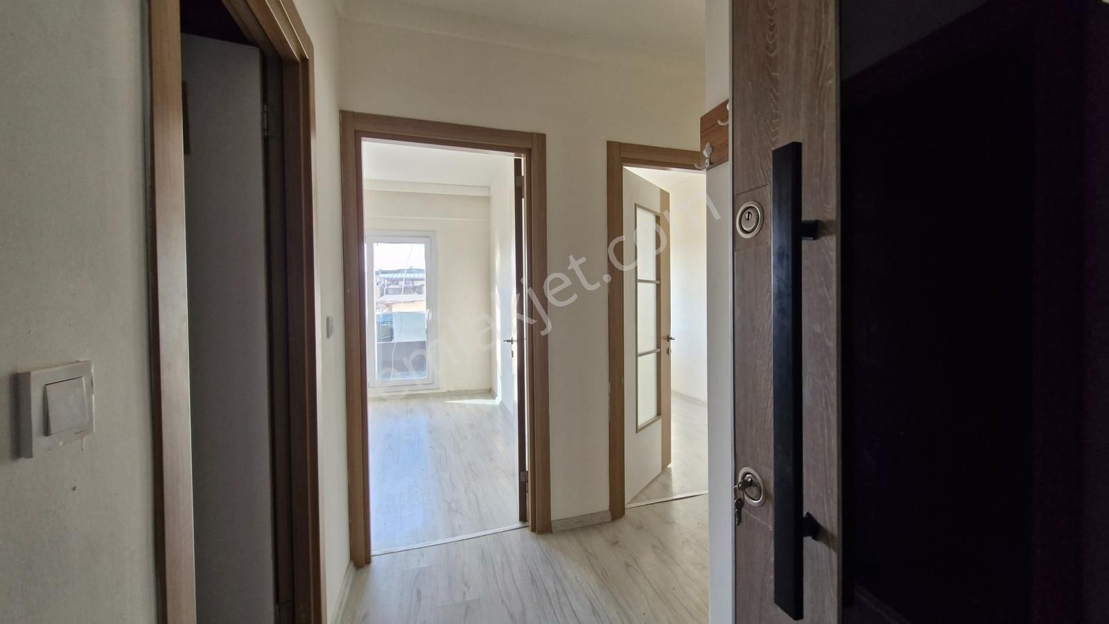 İzmir Buca Dumlupınar İnönü Mh. Satılık 2+1 84m² Daire Cb Ph - Görsel 6