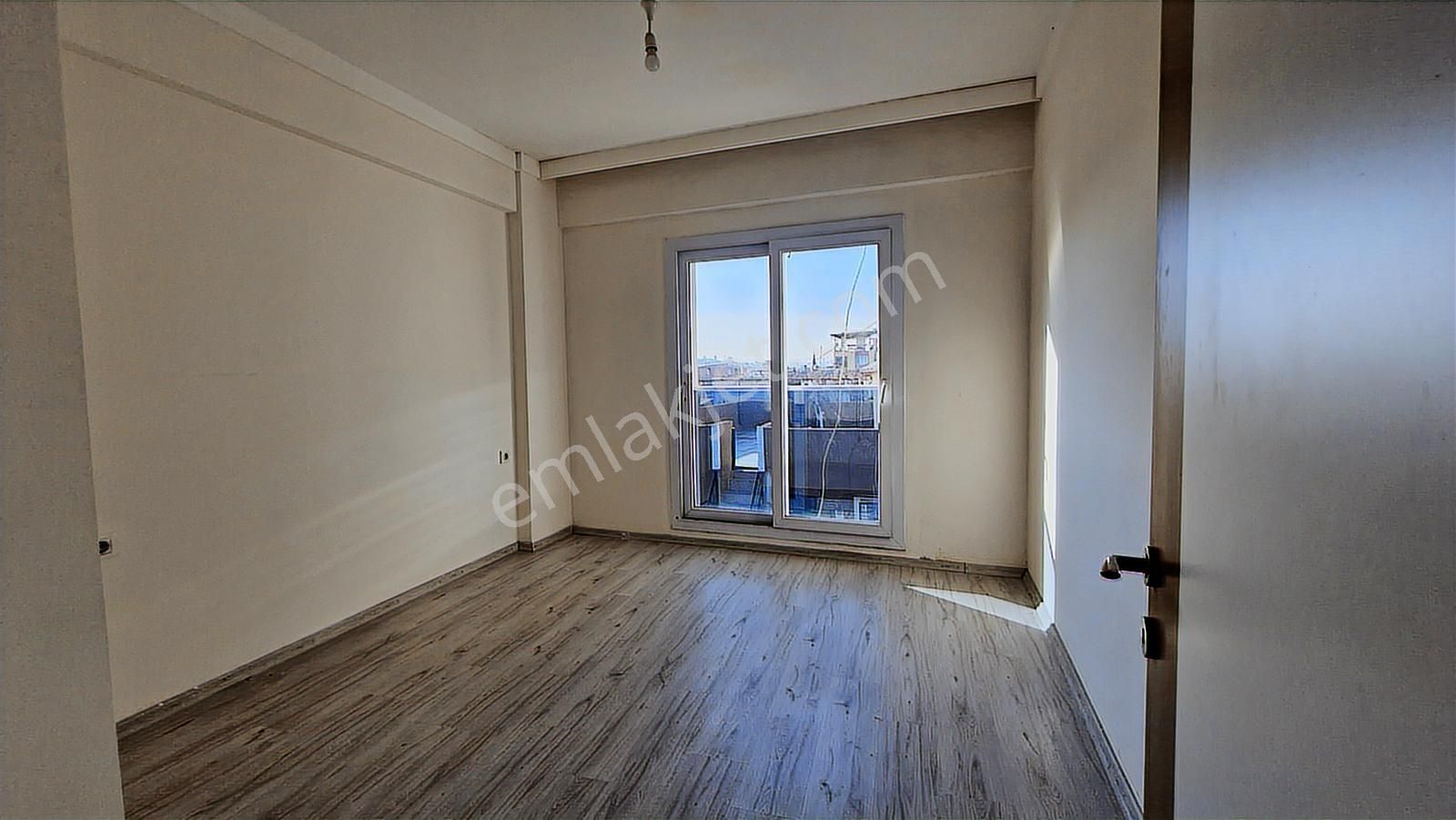 İzmir Buca Dumlupınar İnönü Mh. Satılık 2+1 84m² Daire Cb Ph - Görsel 16