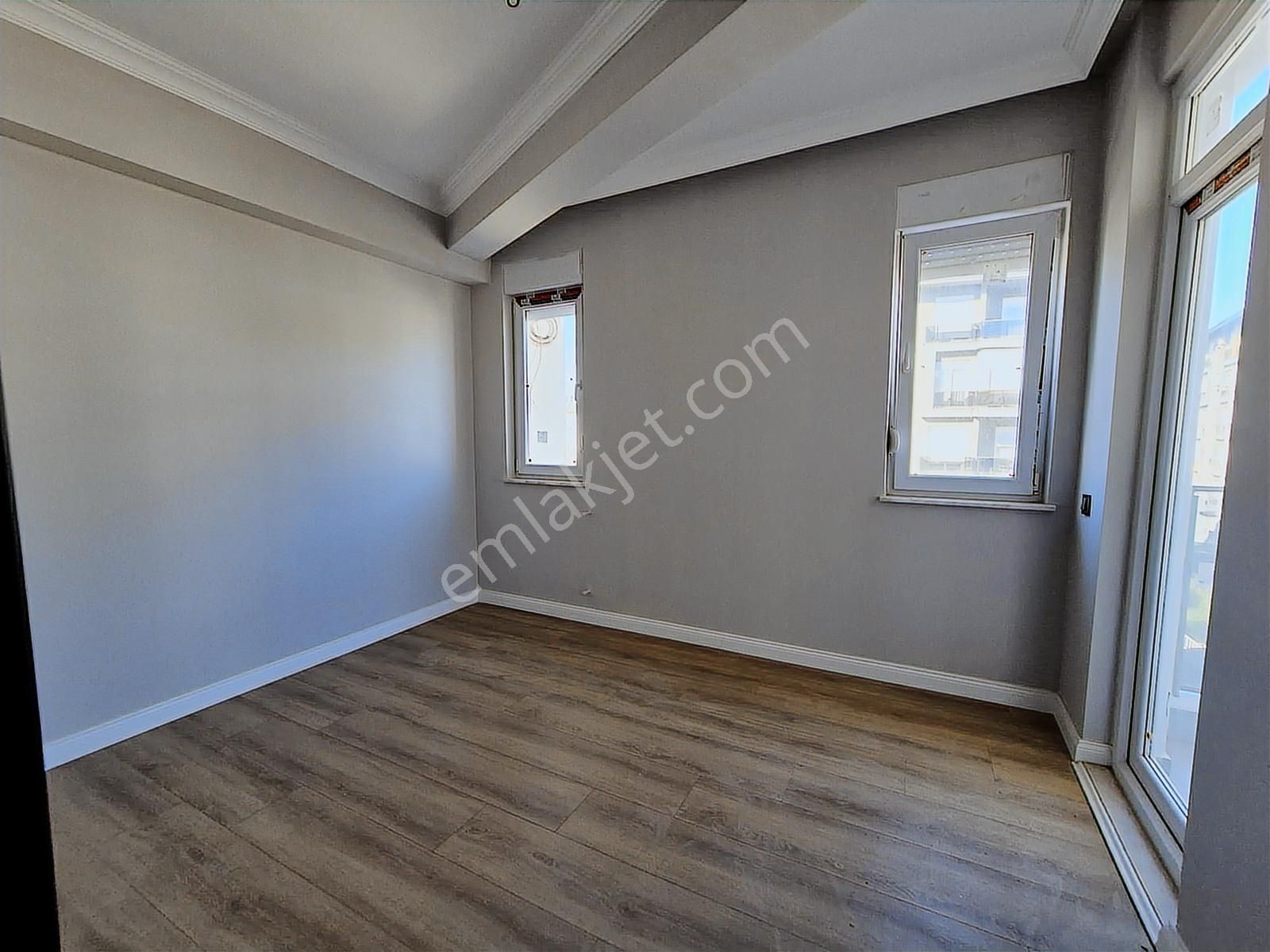 Göçerlerde Şehir Hastanesi 2 Km Havuzlu Site İçi*1+1 Daire - Görsel 6