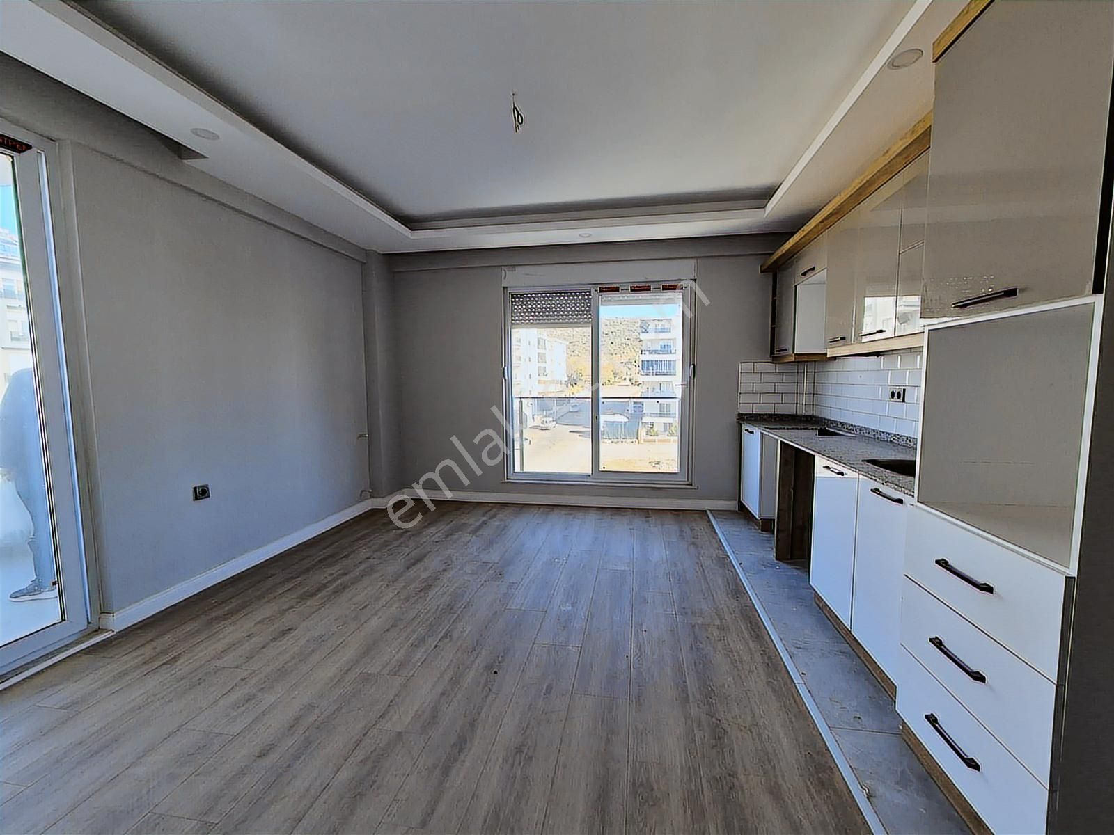 Göçerlerde Şehir Hastanesi 2 Km Havuzlu Site İçi*1+1 Daire - Görsel 8