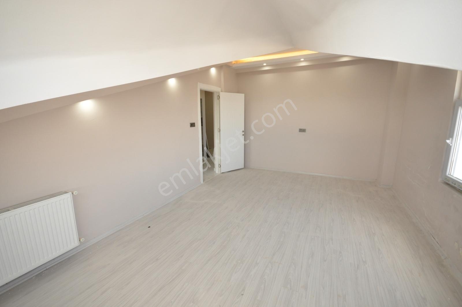 Coldwell Banker'dan Batıkente Ön Cephe 0 3+2 Dublex Daire - Görsel 24
