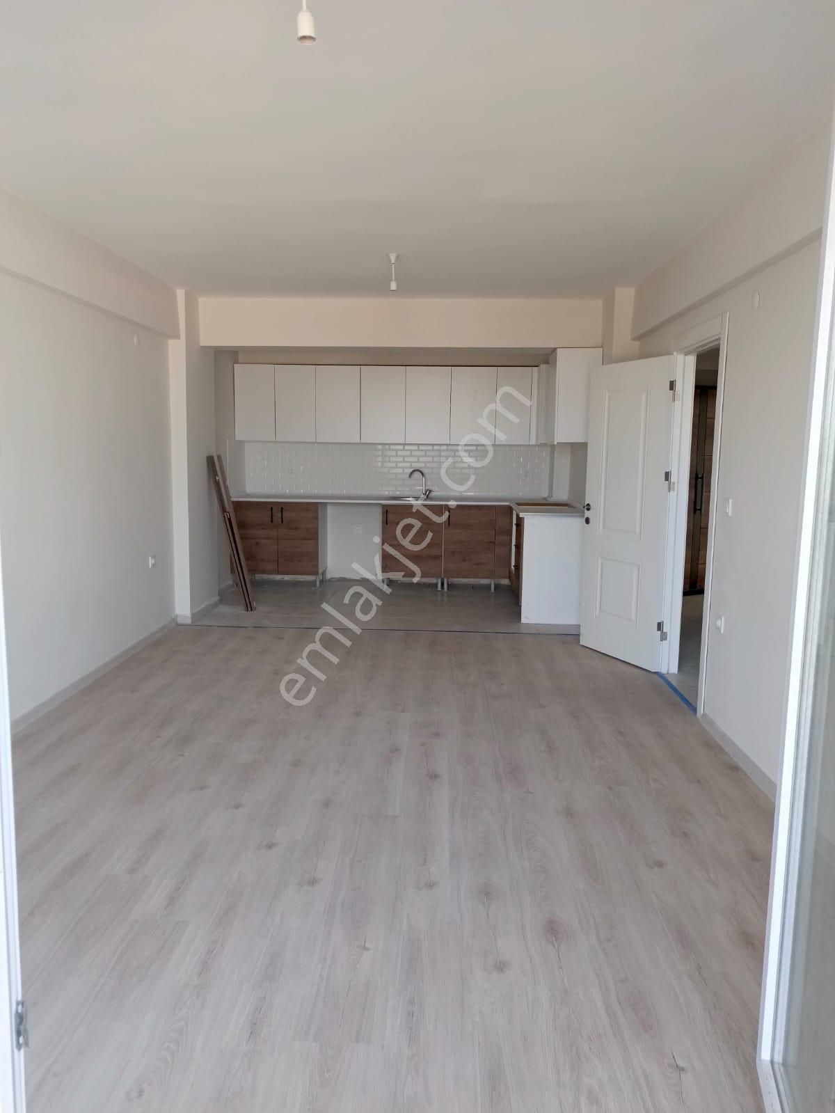 Biga Toplu Konutlarda Acil Satılık 2+1 Sıfır Daire - Görsel 14