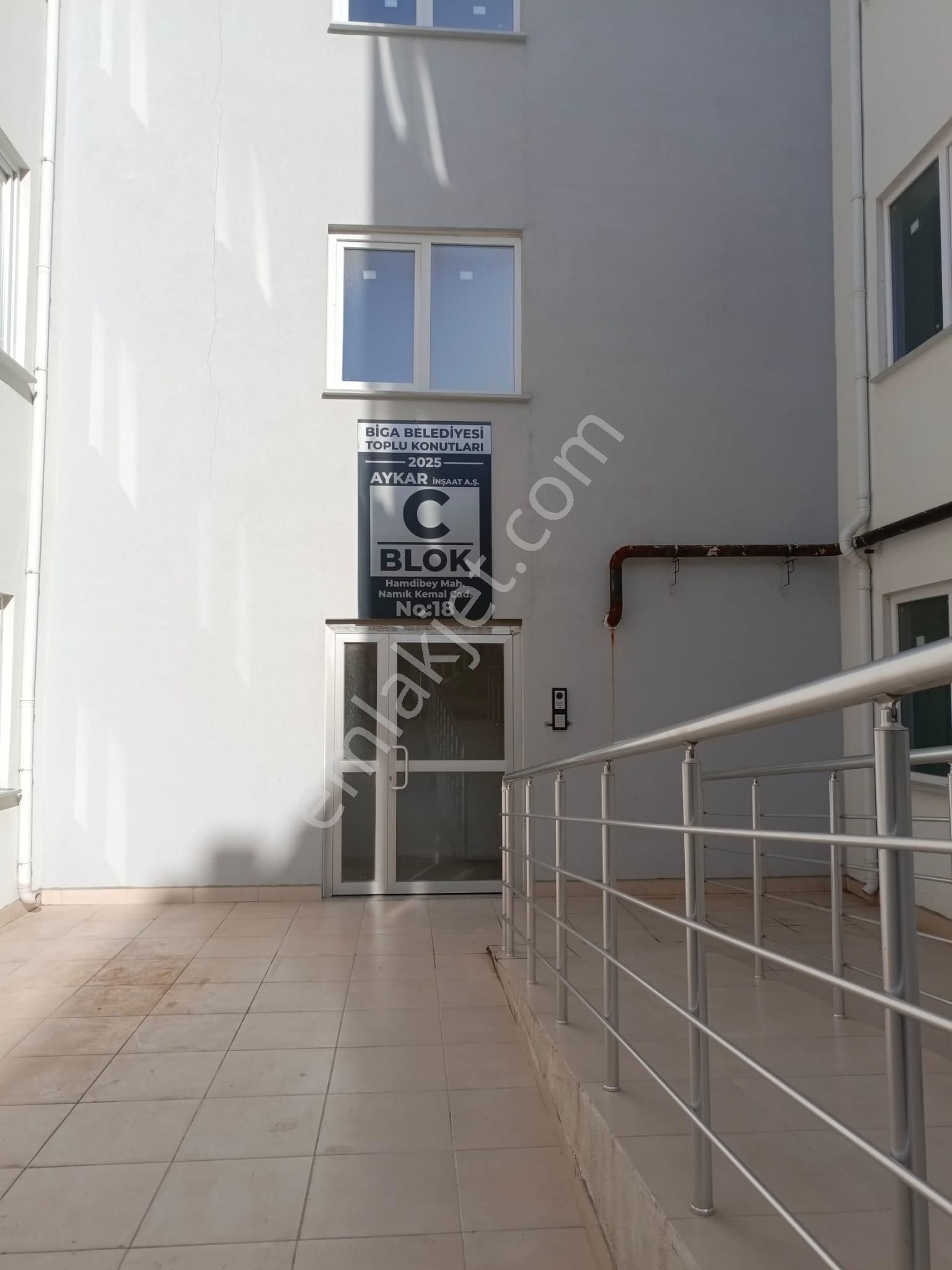 Biga Toplu Konutlarda Acil Satılık 2+1 Sıfır Daire - Görsel 4