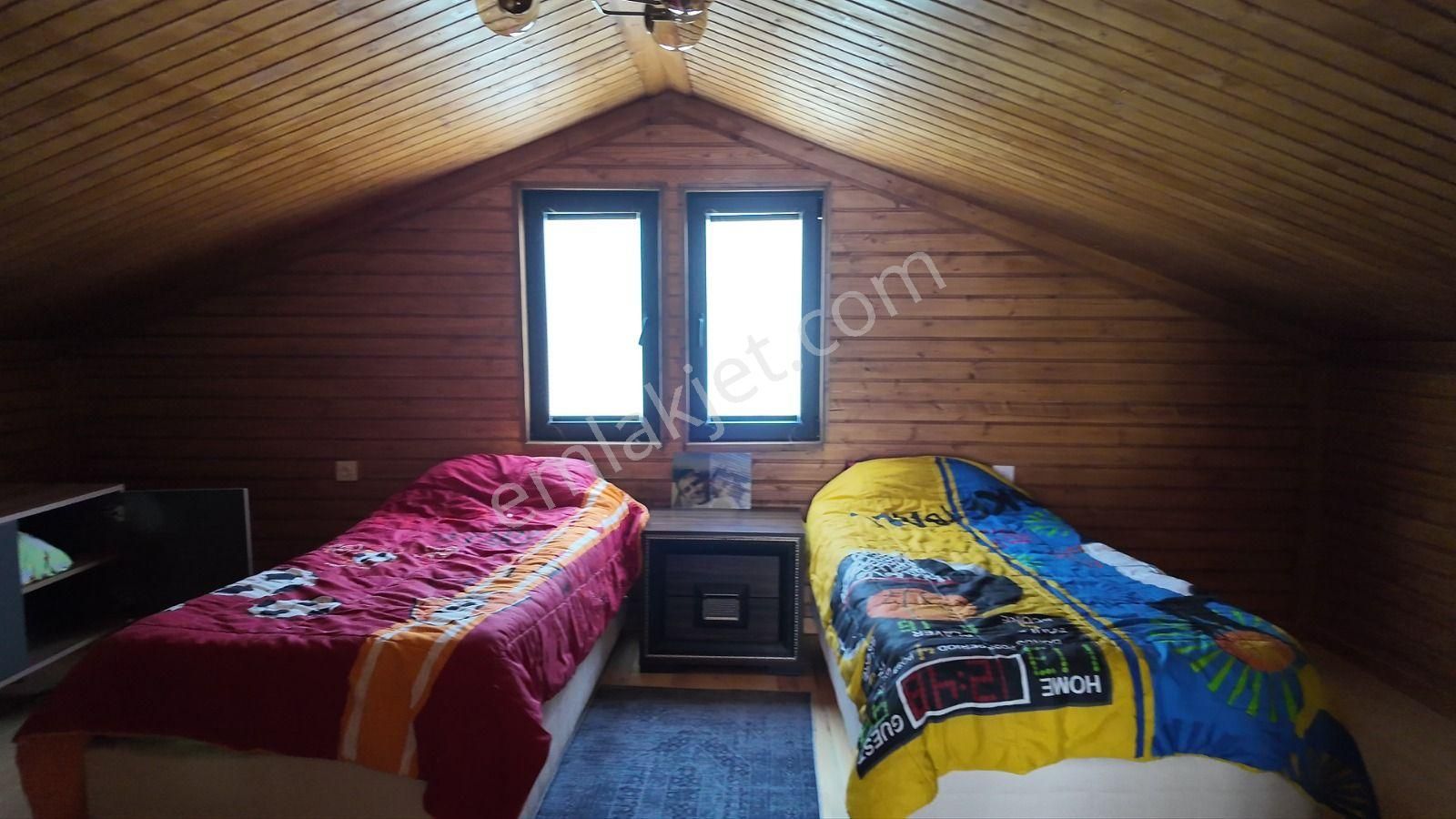 C21 Loca Gökçeyazı'da Şahane Ahşap Çiftlik Evi Ve Meyve Bahçesi - Görsel 23