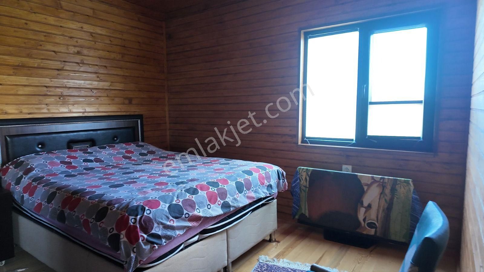 C21 Loca Gökçeyazı'da Şahane Ahşap Çiftlik Evi Ve Meyve Bahçesi - Görsel 20