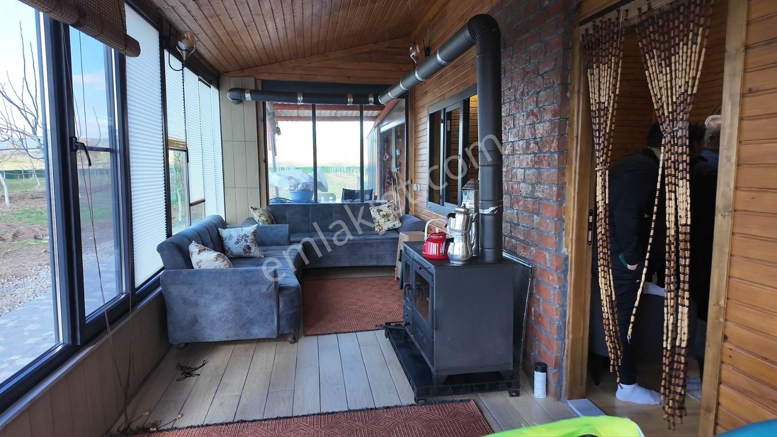 C21 Loca Gökçeyazı'da Şahane Ahşap Çiftlik Evi Ve Meyve Bahçesi - Görsel 11