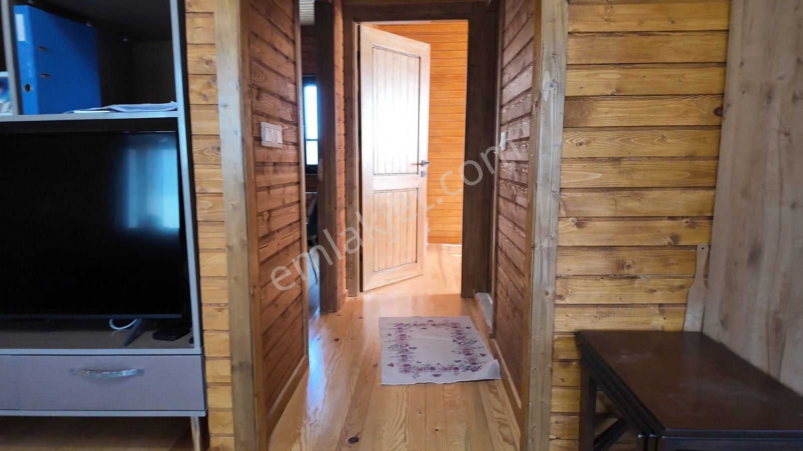 C21 Loca Gökçeyazı'da Şahane Ahşap Çiftlik Evi Ve Meyve Bahçesi - Görsel 18