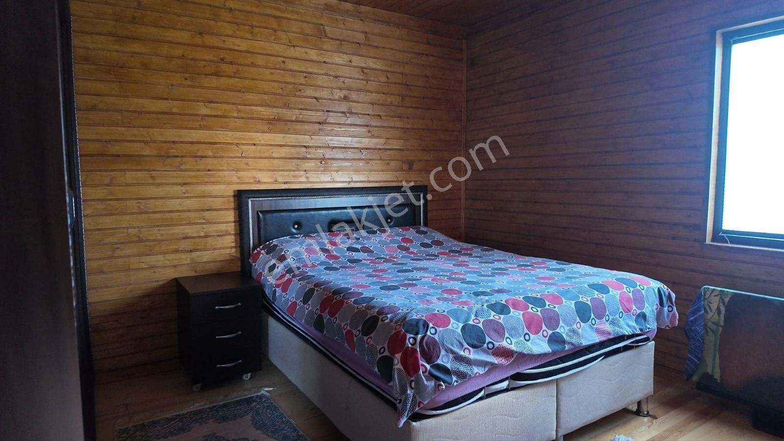 C21 Loca Gökçeyazı'da Şahane Ahşap Çiftlik Evi Ve Meyve Bahçesi - Görsel 21