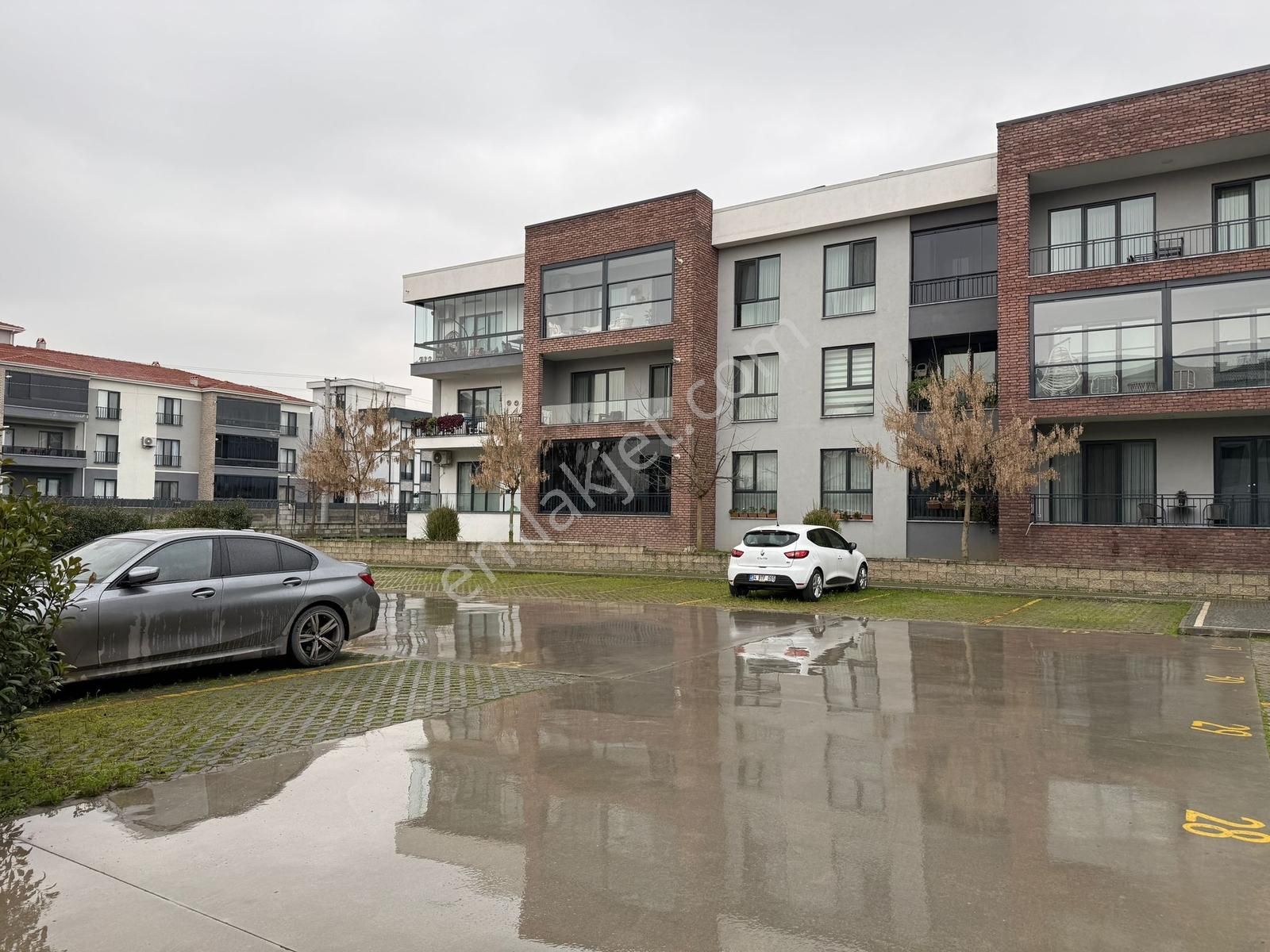 Site İçerisinde Tam Köşe Konumda 3+1 Satılık Lüks Daire Fırsatı - Görsel 16