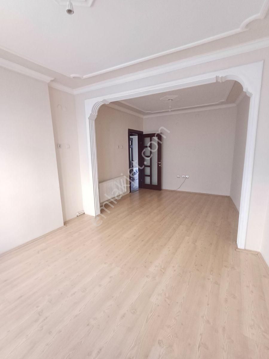 Çarşı Merkezde Satılık 2+1 Bakımlı Daire Hatboyu Cad.arka Sokağı - Görsel 7