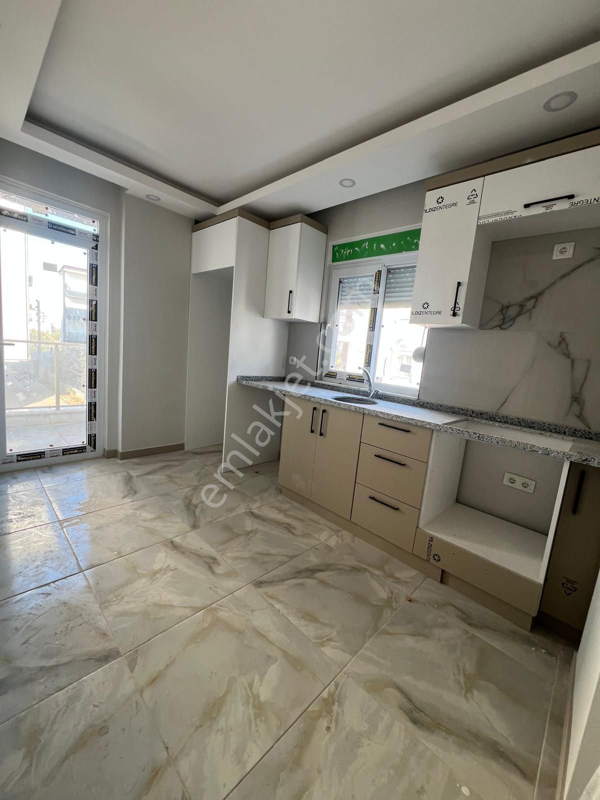 Ayanoglunda Ebeveny Banyolu 2+1 Daire - Görsel 7