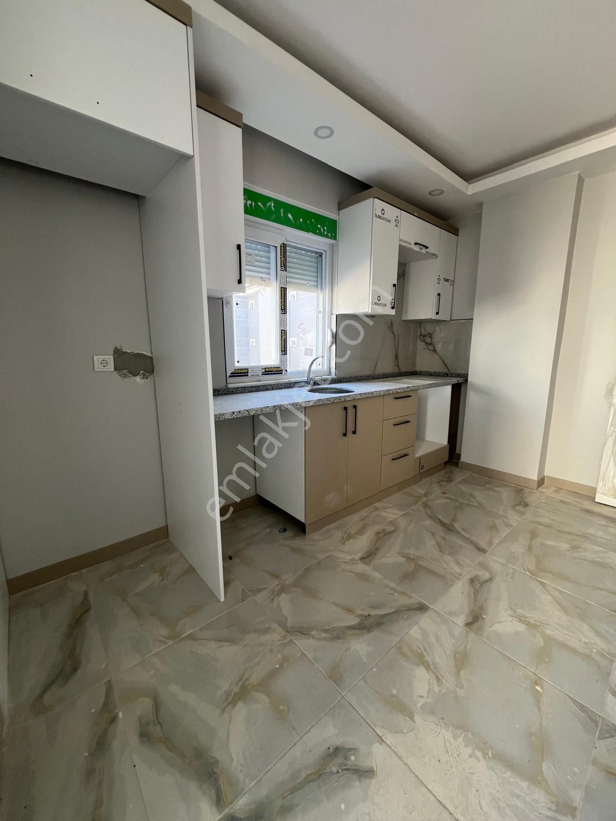 Ayanoglunda Ebeveny Banyolu 2+1 Daire - Görsel 4