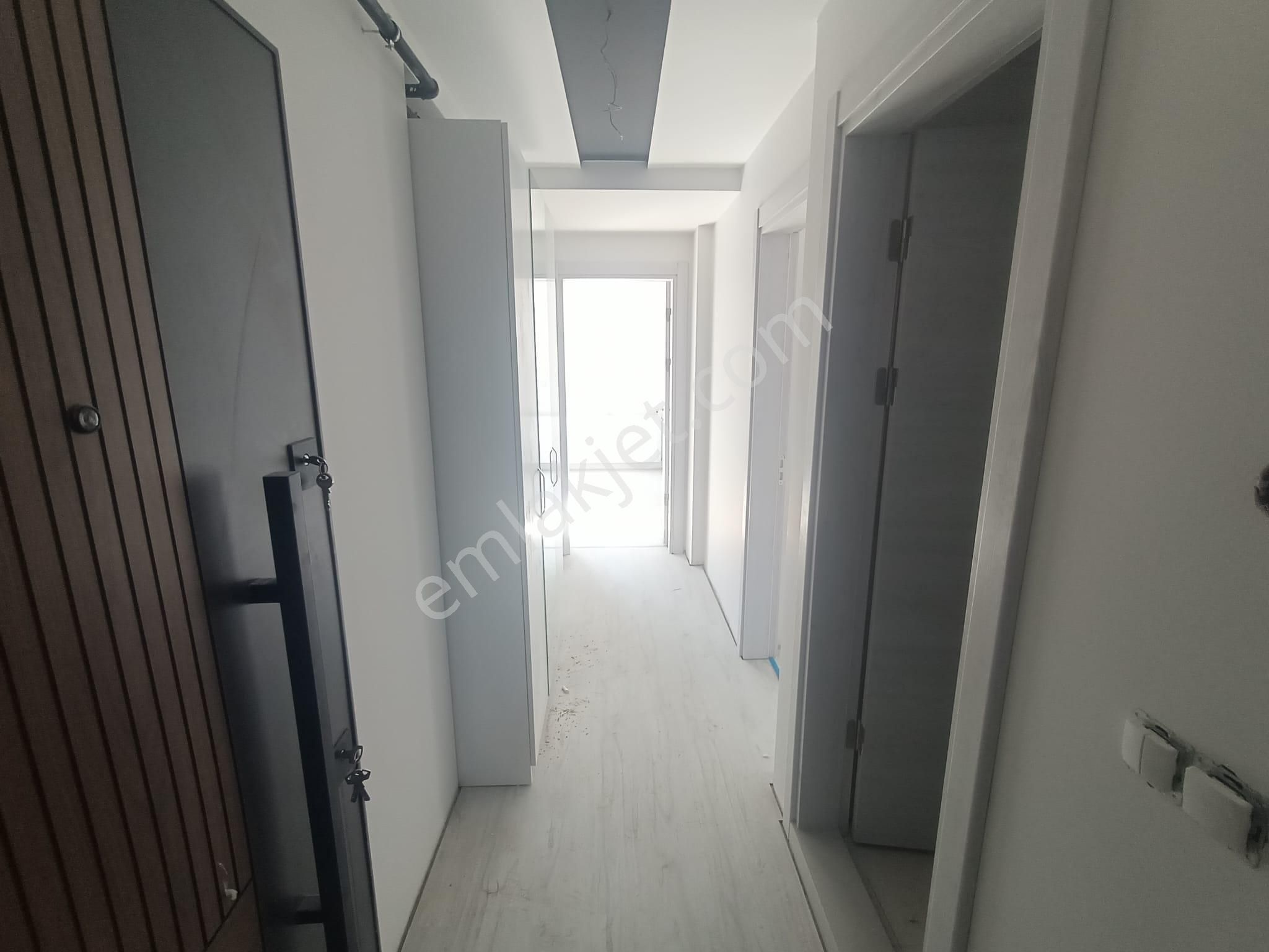 Üniversite Yakını Köşe 2+1 Lüks Sıfır Daire - Görsel 5