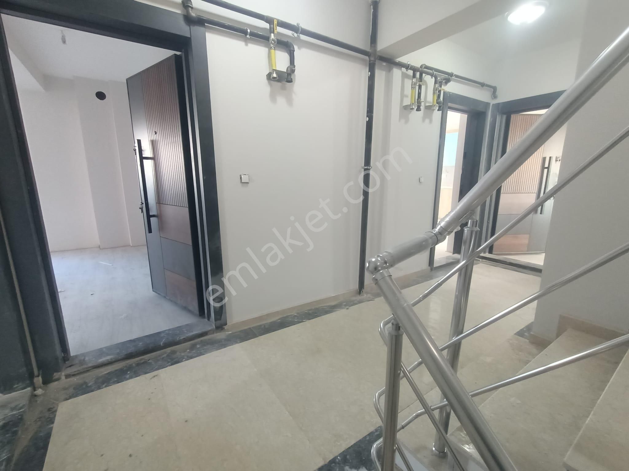 Üniversite Yakını Köşe 2+1 Lüks Sıfır Daire - Görsel 7