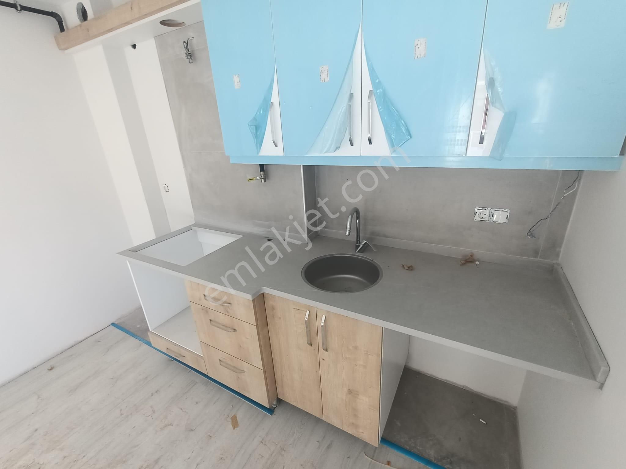 Üniversite Yakını Köşe 2+1 Lüks Sıfır Daire - Görsel 11