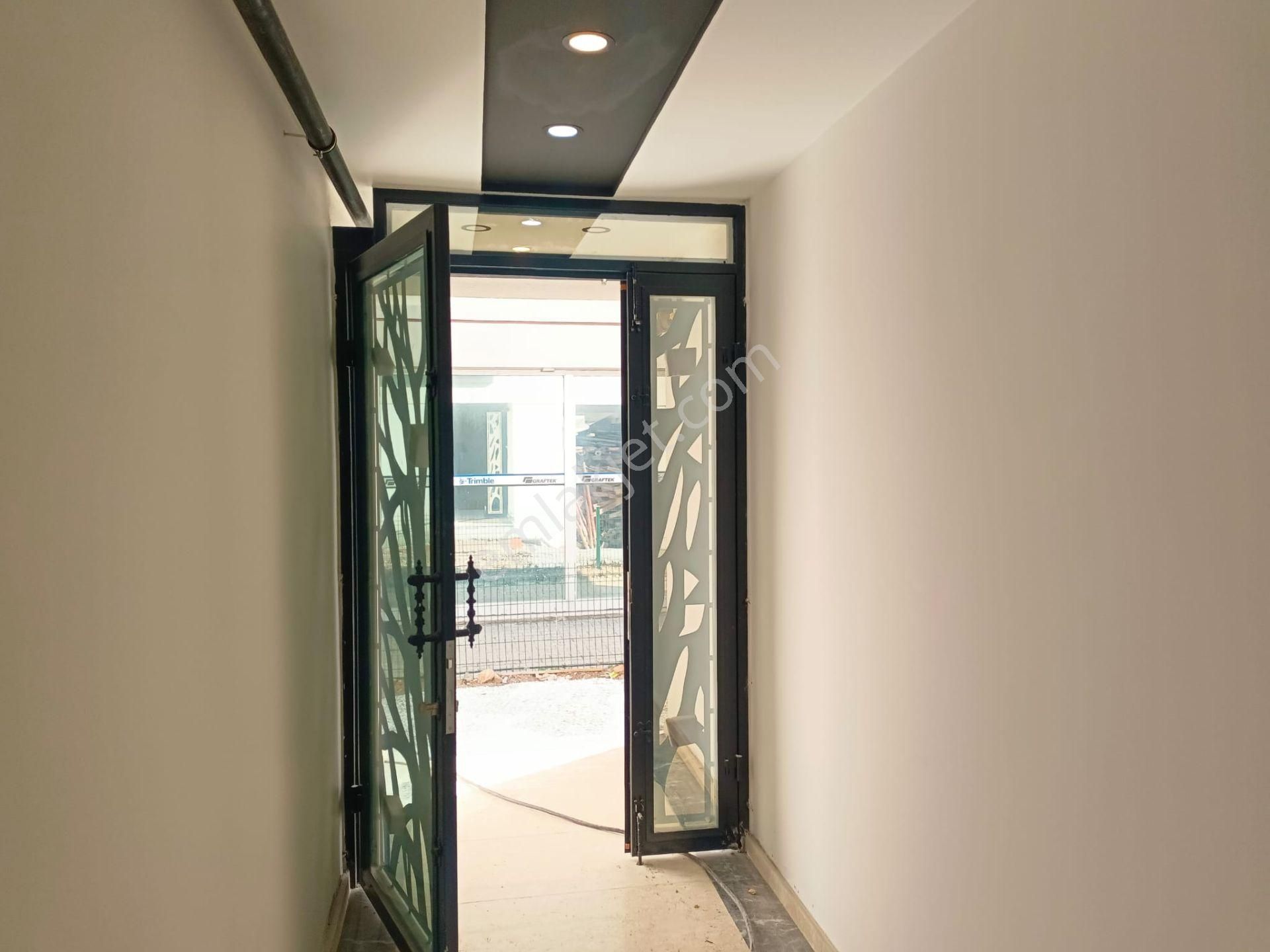 Üniversite Yakını Köşe 2+1 Lüks Sıfır Daire - Görsel 3