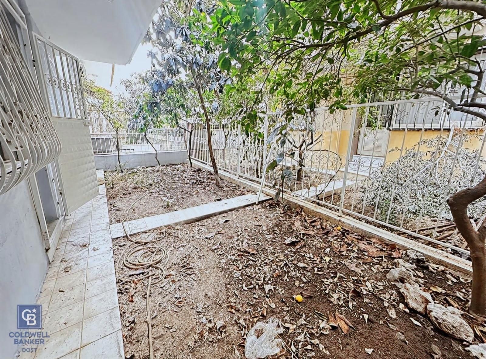Korutürk Mahallesinde Teraslı Garajlı Bahçeli 6+1 Villa - Görsel 8