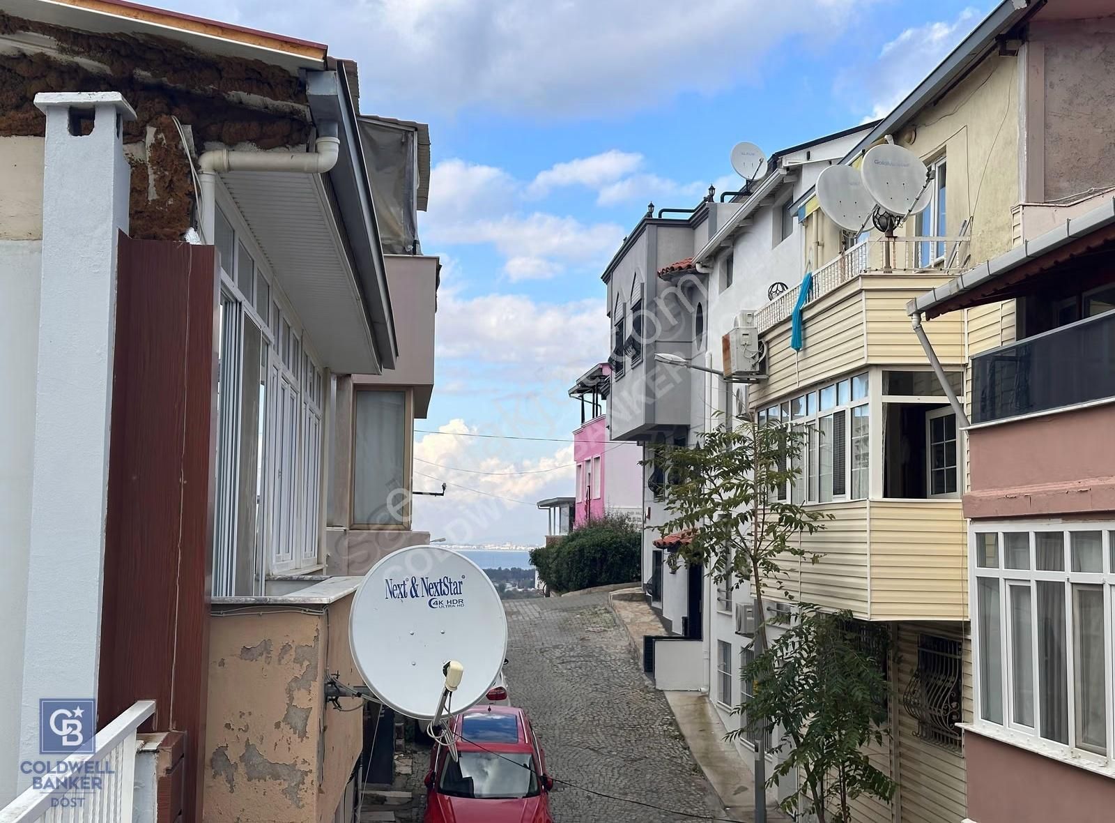 Korutürk Mahallesinde Teraslı Garajlı Bahçeli 6+1 Villa - Görsel 24