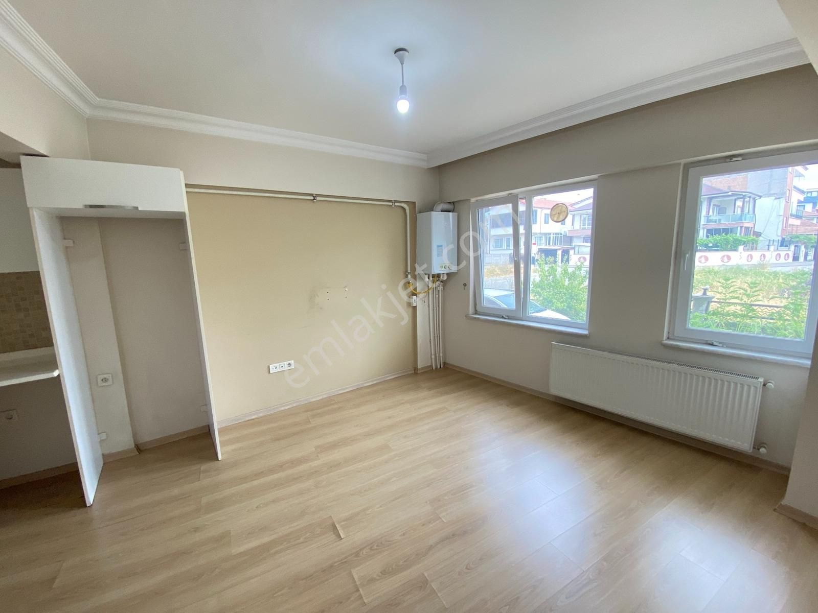 Merkez Eğitim Araştırma Hastanesine 500 M. Satılık 1+1 Daire - Görsel 12